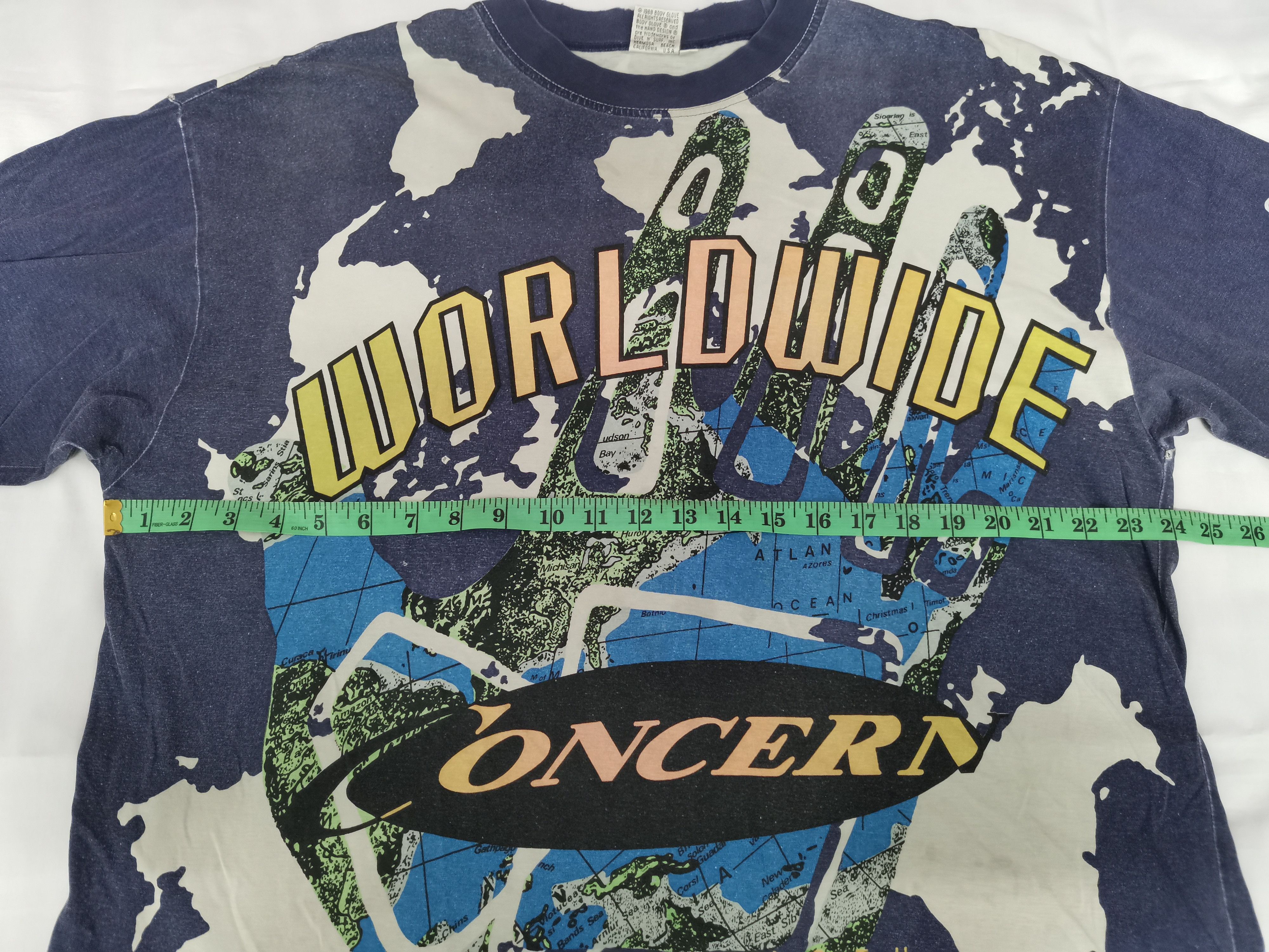 Body Glove Vintage Body Glove Worldwide Concern OverPrint Rap Tee Skate Size US XL / EU 56 / 4 - 8 Thumbnail
