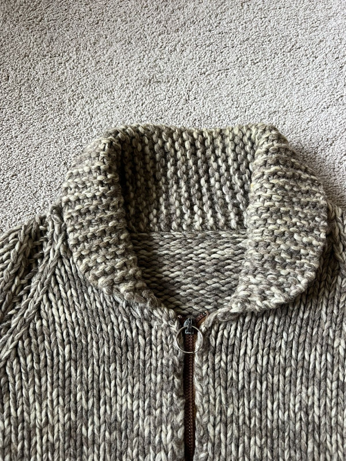 Handmade × Vintage Vintage Cowichan Knit Cardigan Wool Shawl Sweater Heavy 70s Size US S / EU 44-46 / 1 - 2 Thumbnail