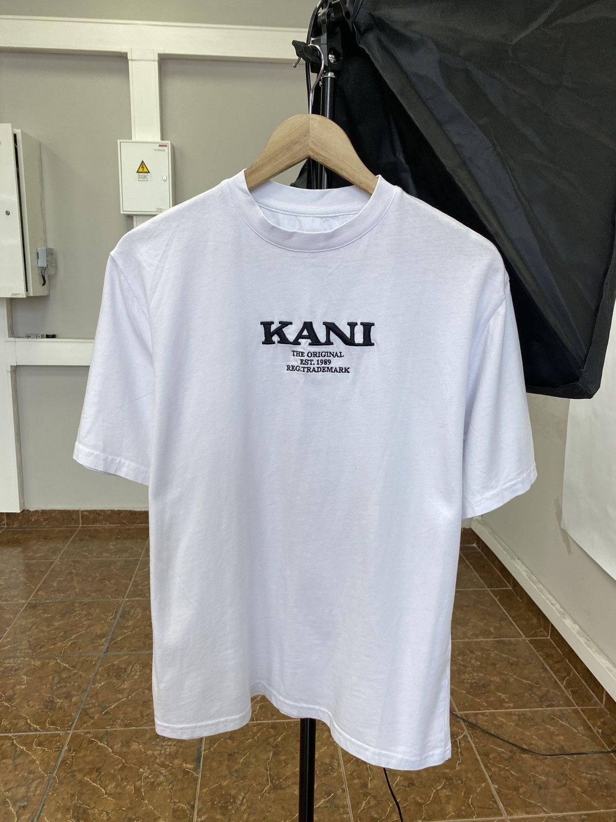 Karl Kani 🇺🇸 Vintage Y2K Karl Kani Big Logo T-Shirt Oversize Rare Retro Size US S / EU 44-46 / 1 - 1 Thumbnail