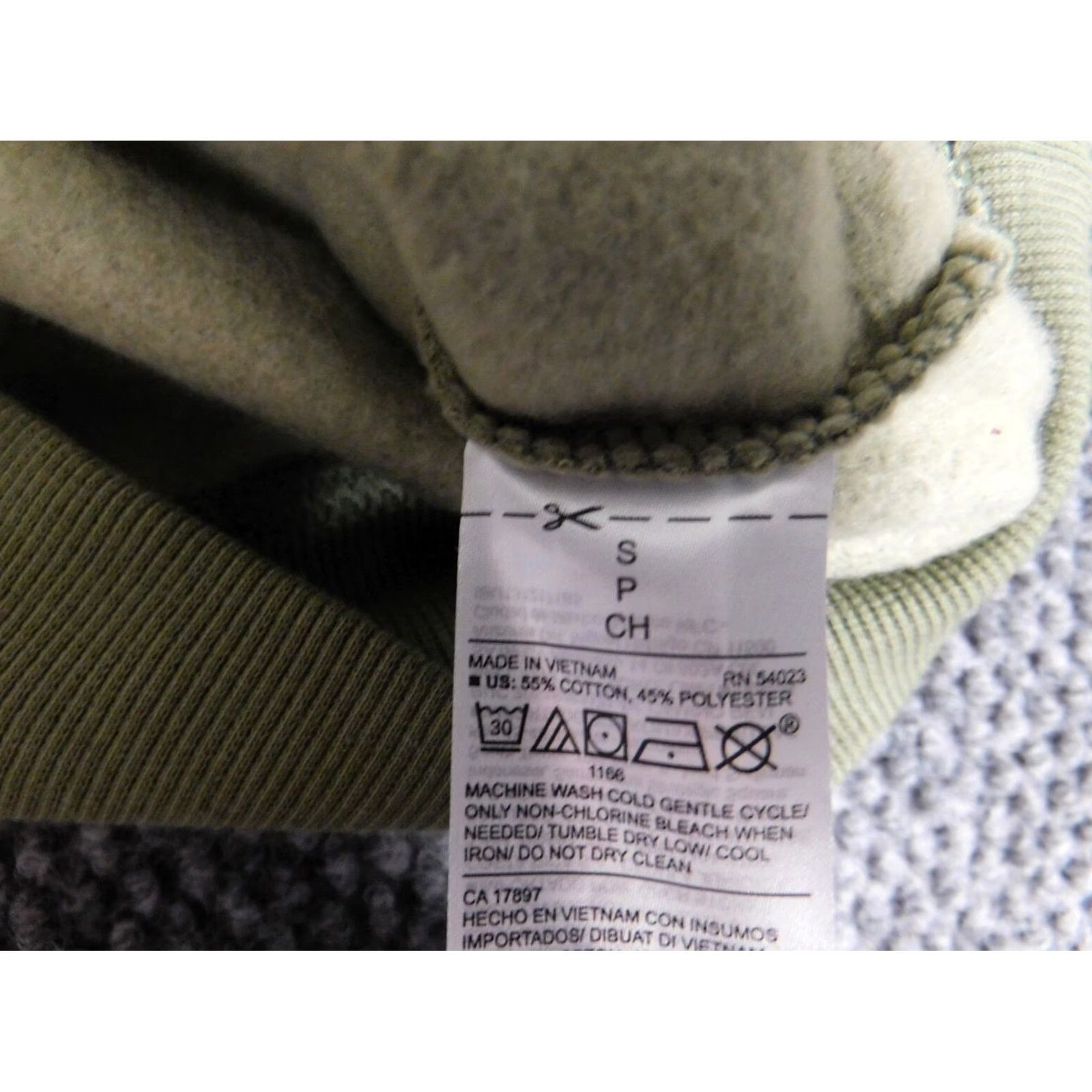 Old Navy Old Navy Womens Sweater Pullover Crewneck Dolman Sleeve Green Camouflage Small S Size S / US 4 / IT 40 - 6 Thumbnail