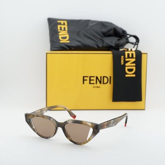 Fendi Fendi FE40009I 56E Sunglasses Shiny Havana Cat Eye Frame Size ONE SIZE - 11 Thumbnail