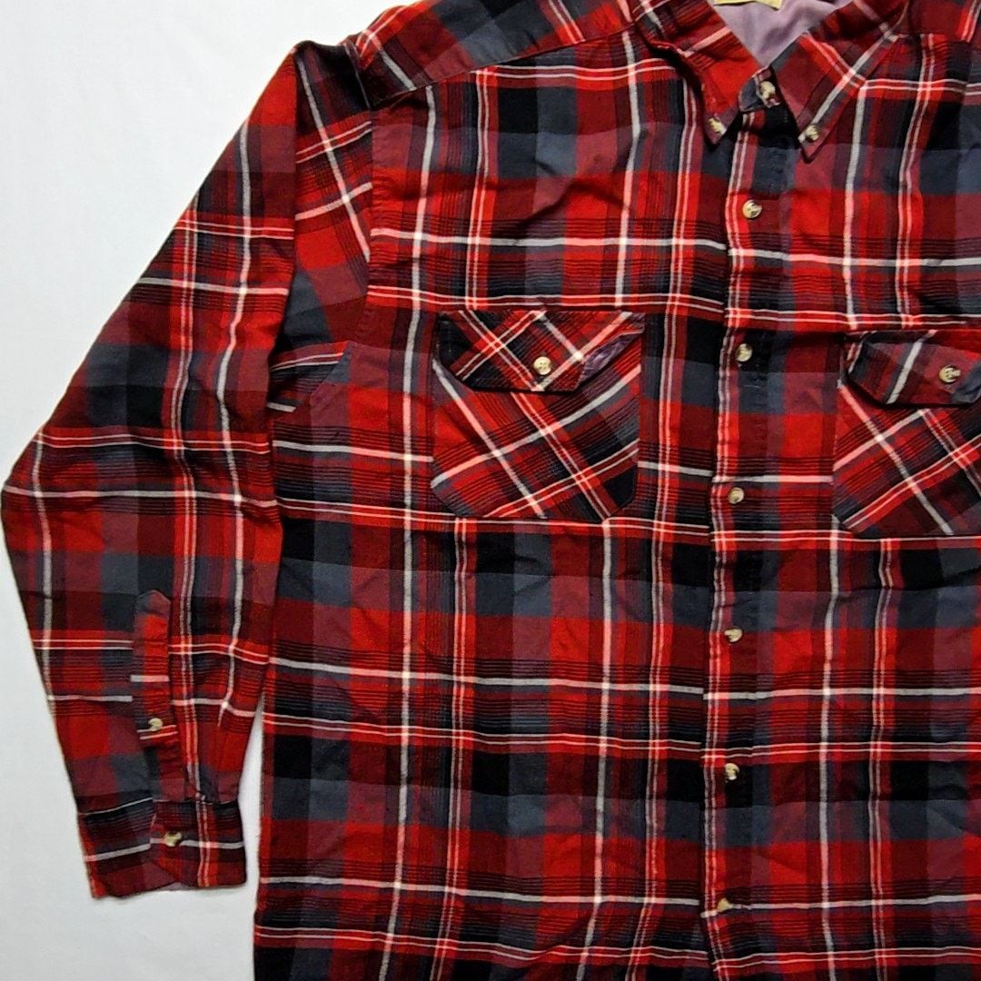 Vintage Vintage Red Black Plaid Flannel L Tall Button Up Shirt 90s Size US L / EU 52-54 / 3 - 4 Thumbnail