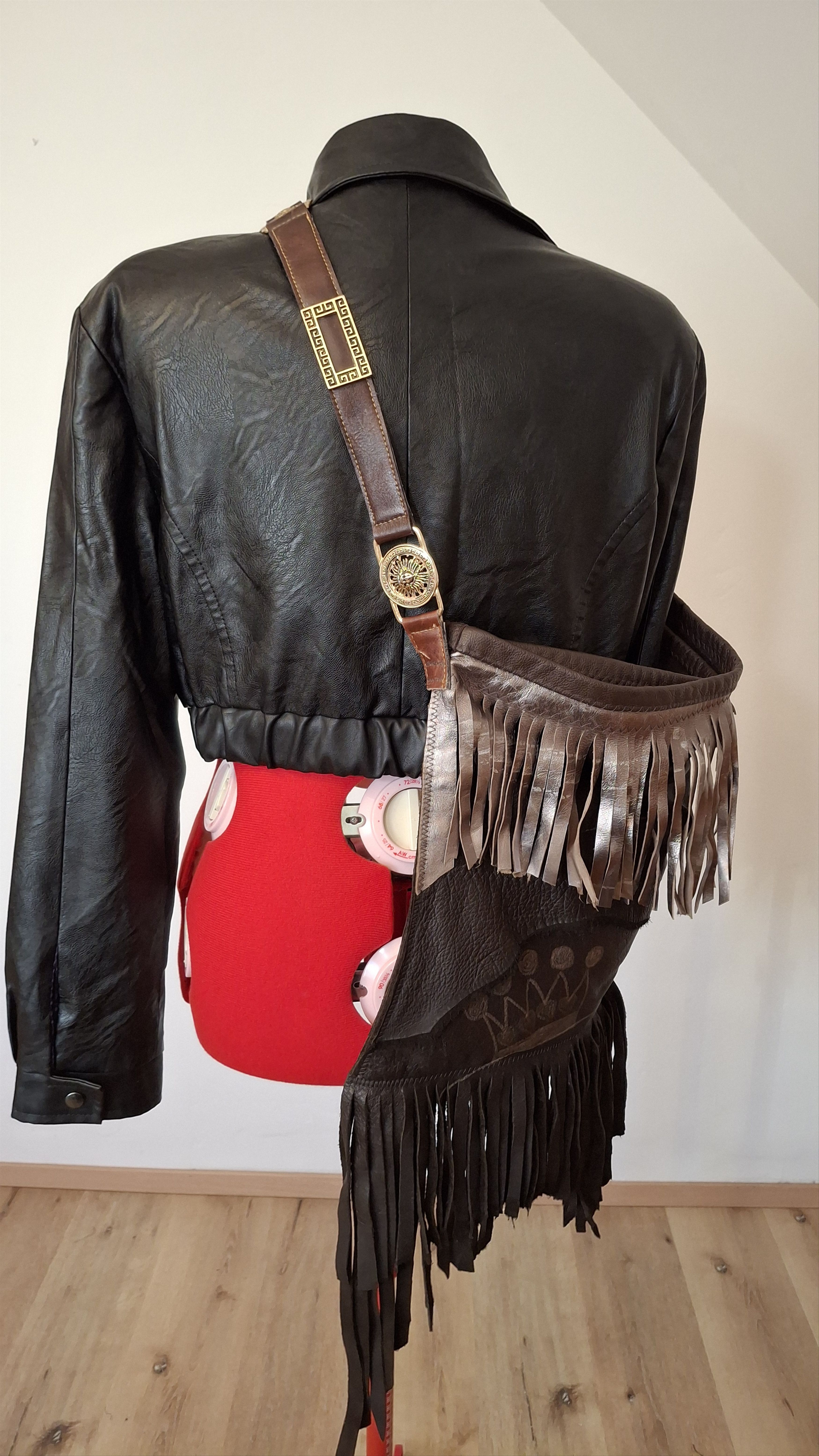 Handmade Custom Leather Hunter Bag - Hand-Painted - Medusa Strap Size ONE SIZE - 11 Thumbnail