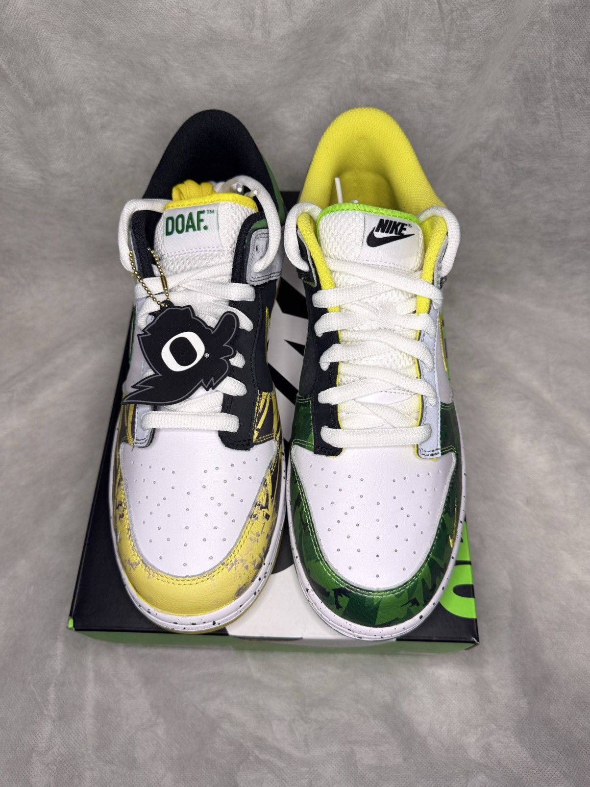 Nike Nike Dunk Low What the Duck University of Oregon Away PE Size US 12 / EU 45 - 2 Thumbnail