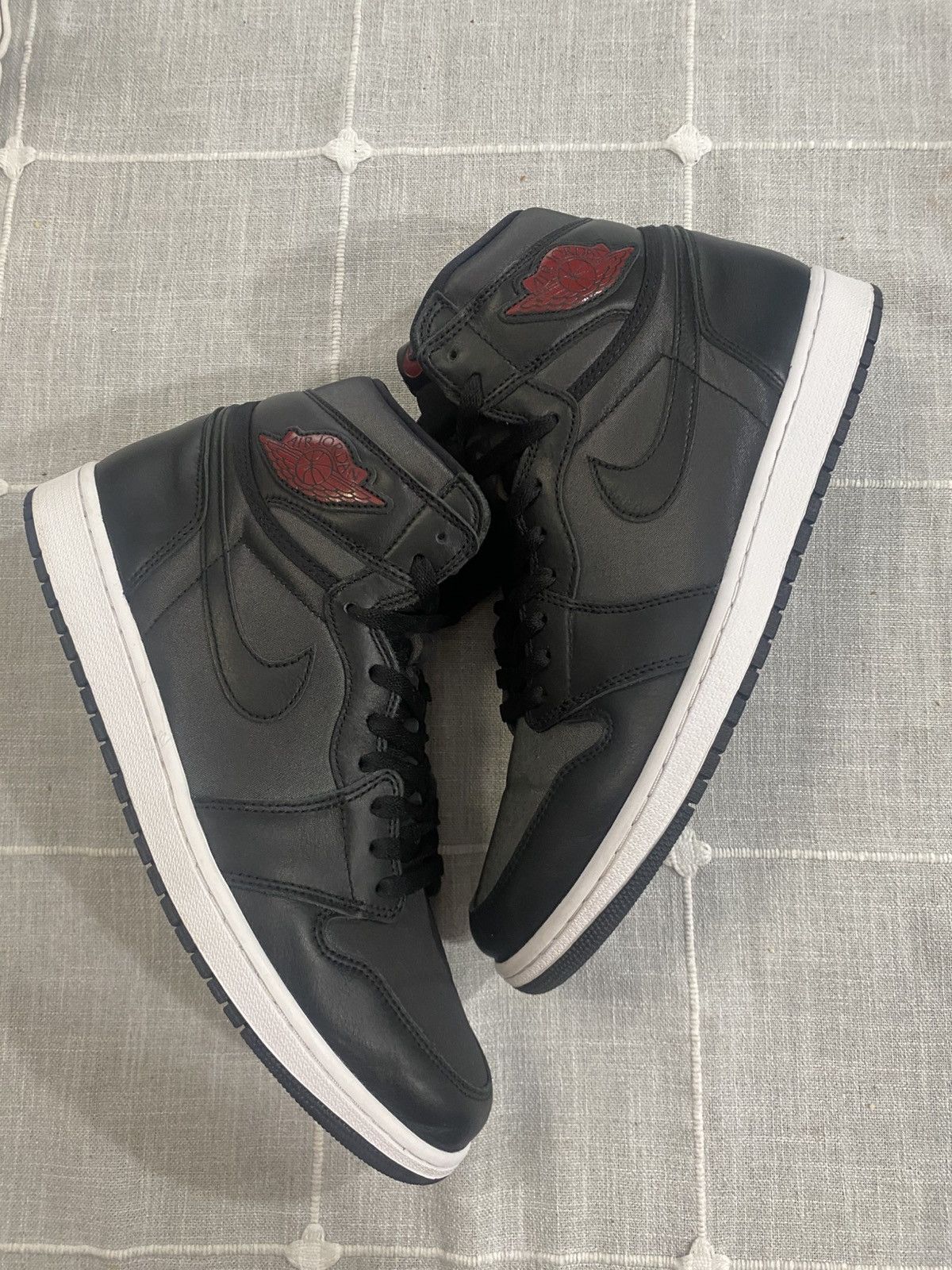 Jordan Brand Jordan 1 Retro Black Satin Gym Red Size US 14 / EU 47 - 1 Thumbnail