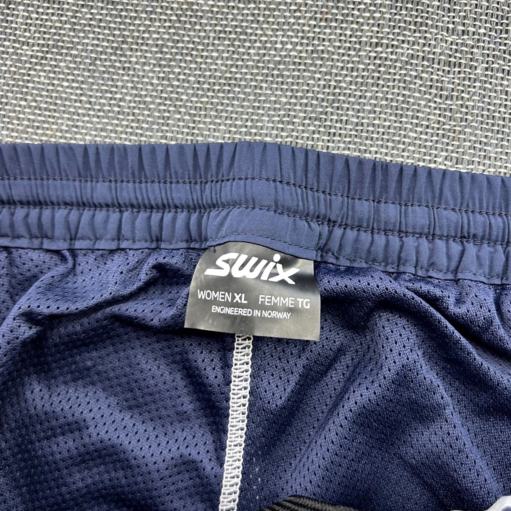 Vintage Swix Nordic X Cross Country Ski Pants Womens XL Blue Regular Softshell Lightweight Water Resistant Quick Dry Track Pants Skiing Womens XL Blue Swix Size 40" / US 18 - 5 Thumbnail