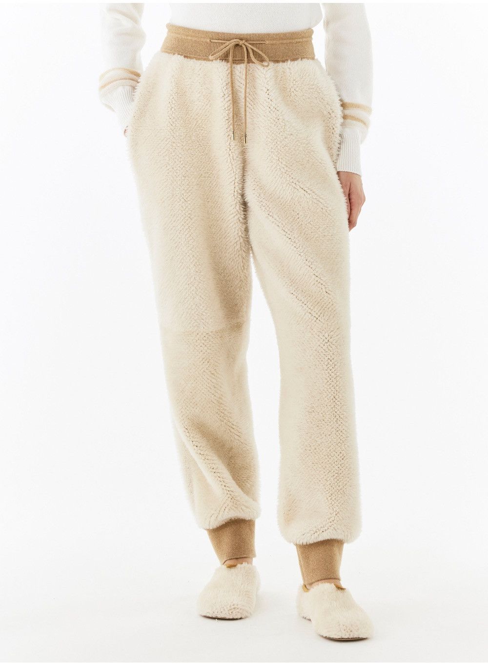 Loro Piana o1srvl11e1224 Gadiel Shearling Joggers in Ivory & Brown Size 26" / US 2 / IT 38 - 8 Thumbnail
