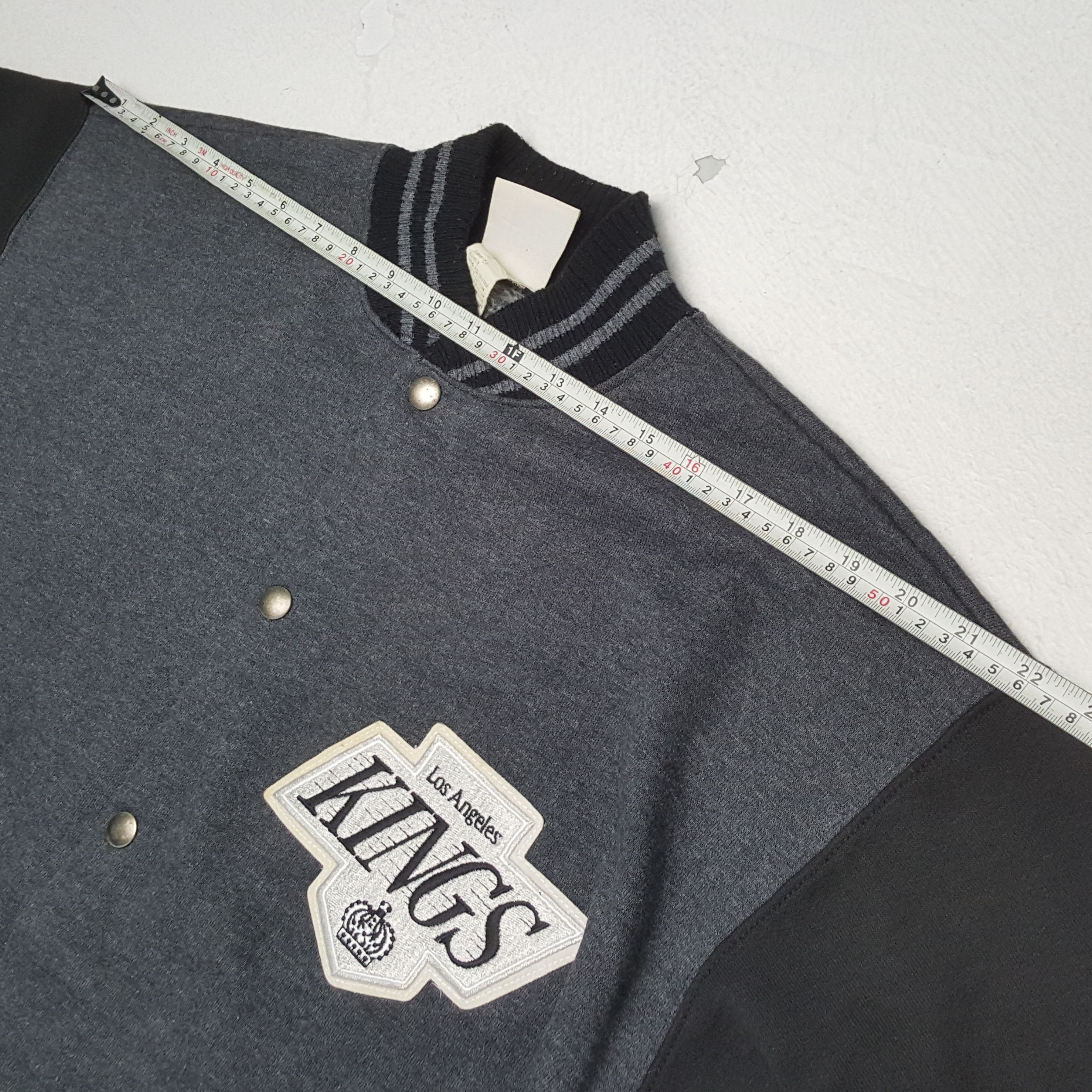 NHL × Vintage Vintage LOS ANGELES KINGS NHL Team Varsity Jacket Size US L / EU 52-54 / 3 - 5 Thumbnail