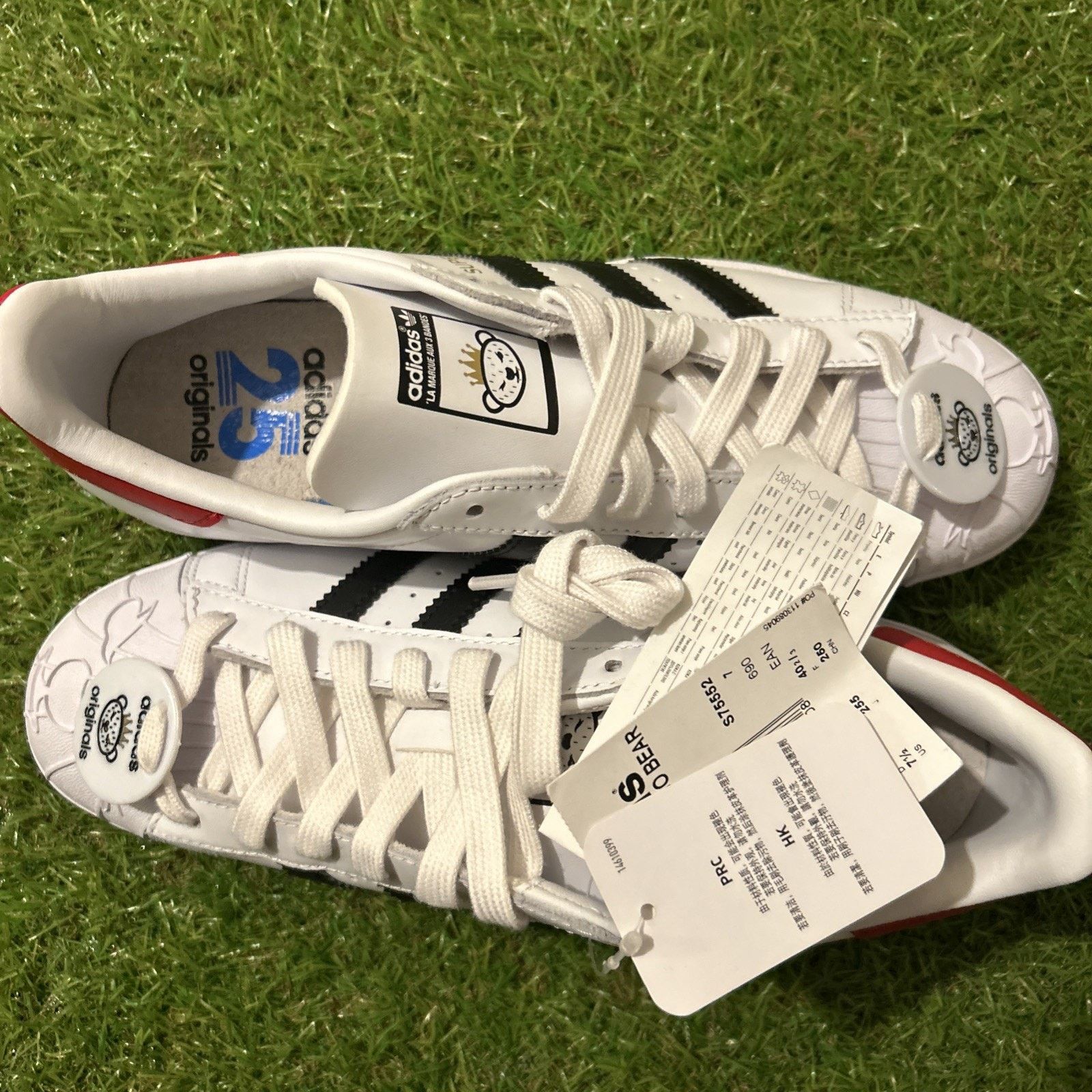 Adidas Size 7.5 Nigo x adidas Superstar Bearfoot White Men’s Shoes Size US 7.5 / EU 40-41 - 4 Thumbnail