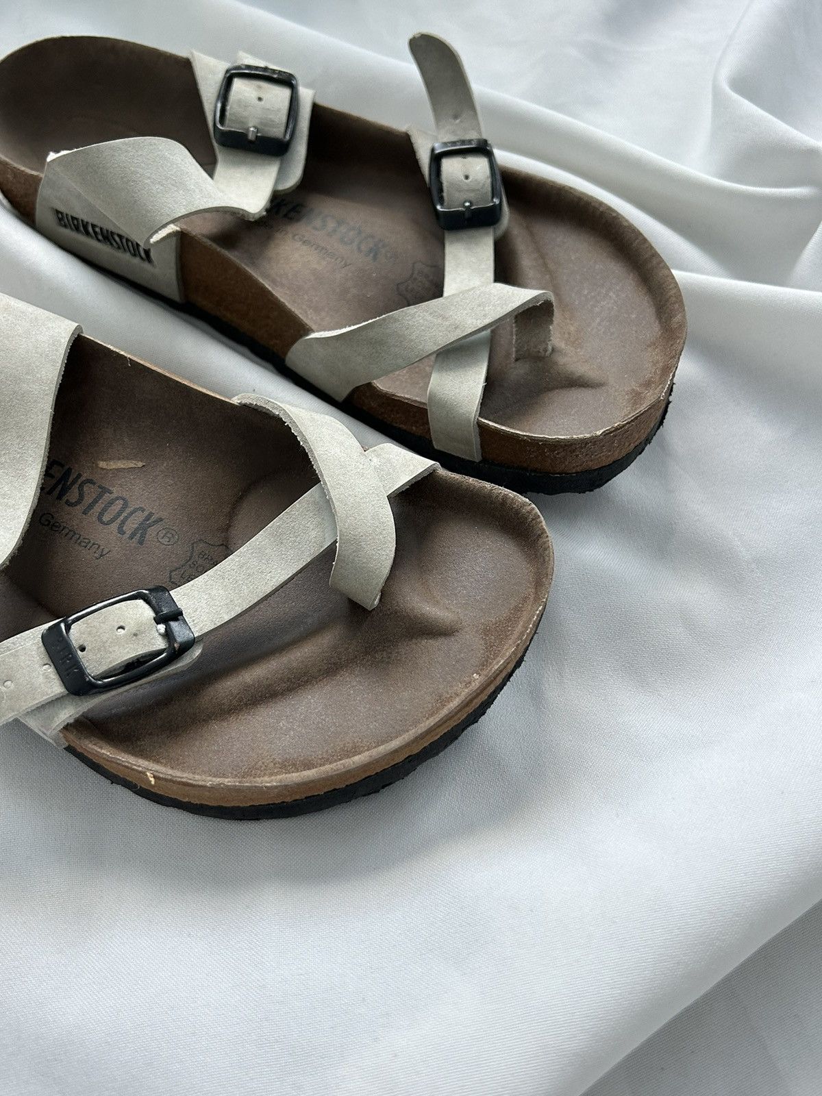 Birkenstock Birkenstock Suede Gray Leather Streetwear Sandals Size US 6 / IT 36 - 2 Thumbnail