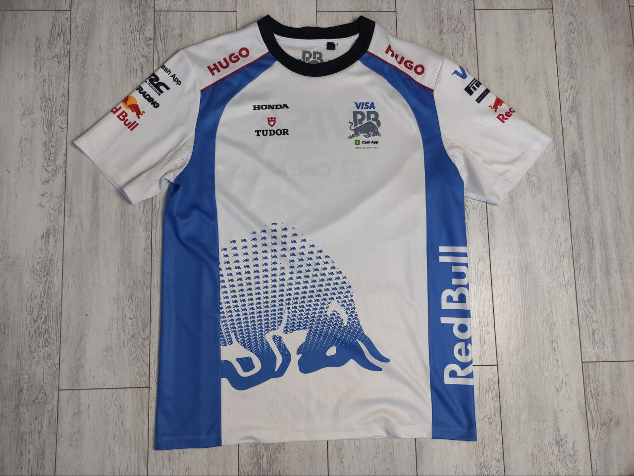 Hugo Boss HUGO VCARB Formula 1 Racing Team Shirt Size XL Size US XL / EU 56 / 4 - 1 Thumbnail