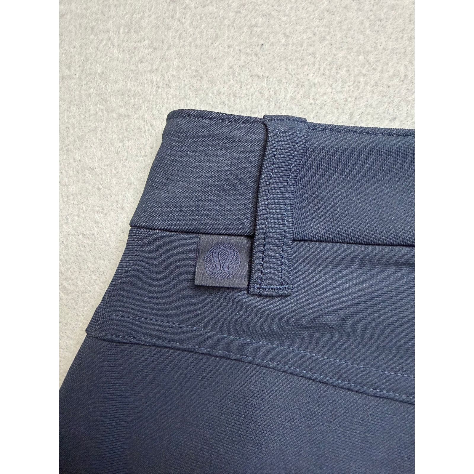 Lululemon Lululemon Men’s ABC Classic Fit Pants Size 31 Blue Size US 31 - 7 Thumbnail