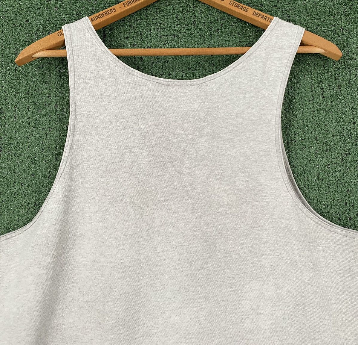 Nike VTG 90’s Nike Large Swoosh White Tag Distressed Tank Top Size US M / EU 48-50 / 2 - 6 Thumbnail