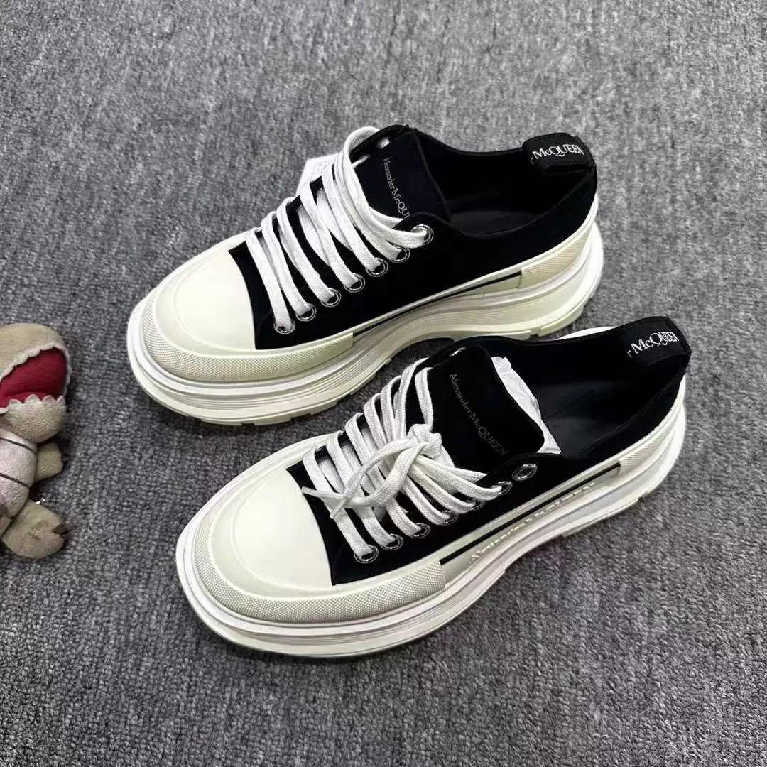 Alexander McQueen McQueen 99% new women's dad shoes 37 Size US 6.5 / IT 36.5 - 1 Thumbnail