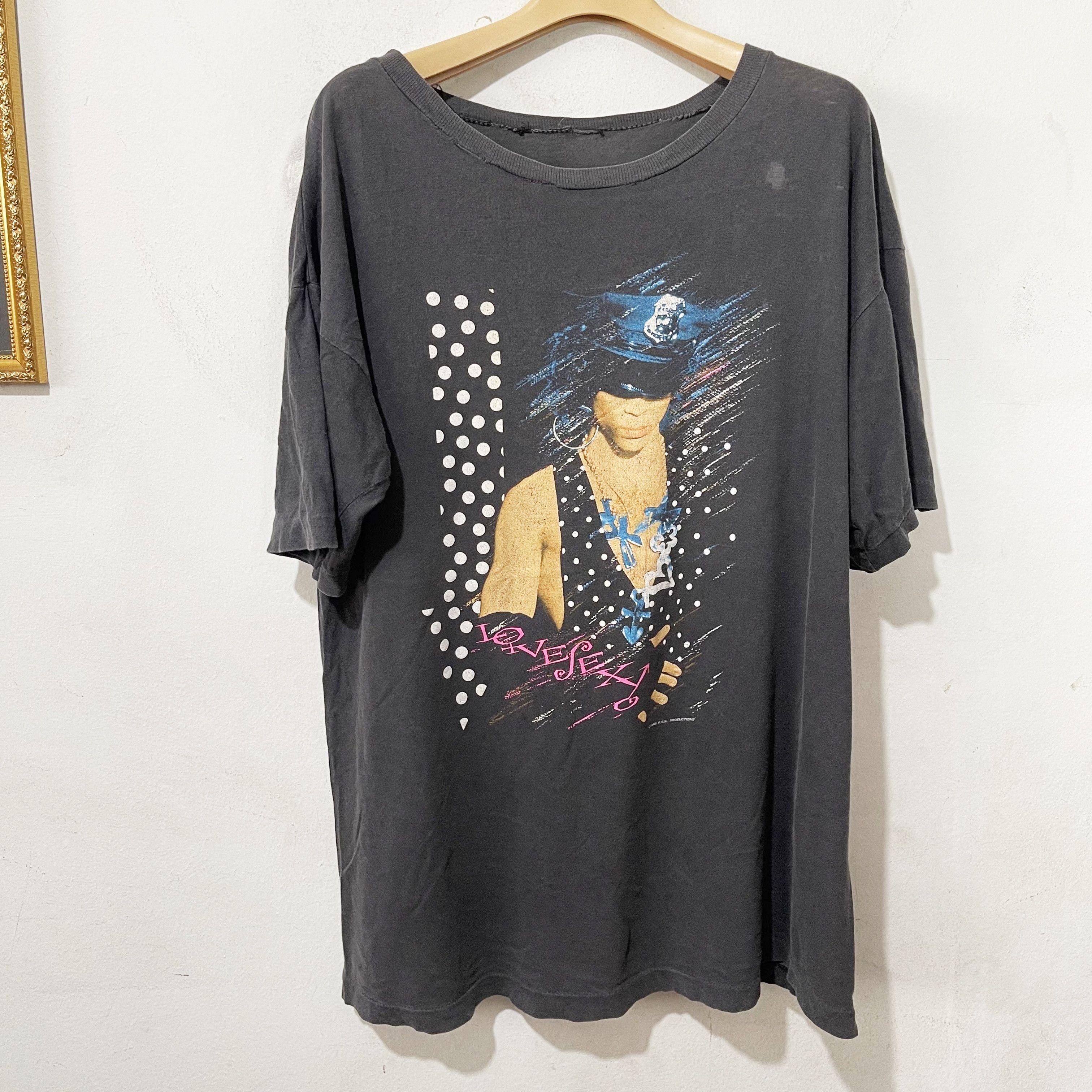 Band Tees Vintage 1988 Prince Lovesexy Tour T-Shirt Size US XL / EU 56 / 4 - 1 Thumbnail