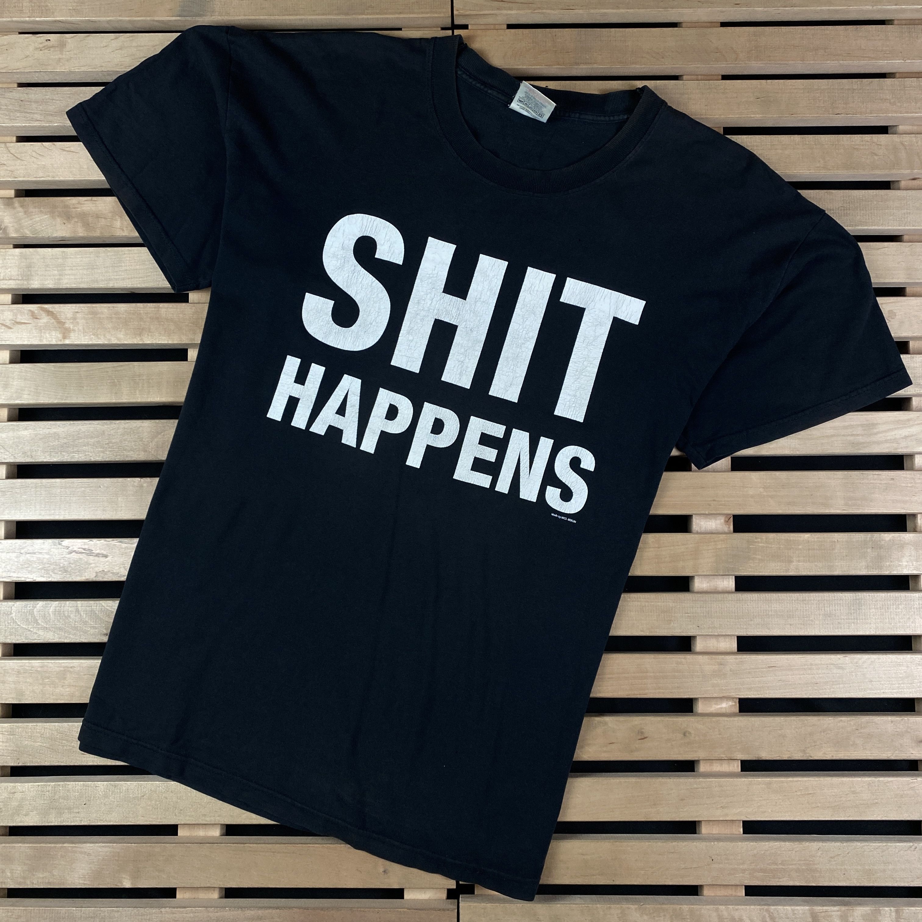 Vintage Mens Vintage T-Shirt Shit Happens Mode by MCS-Berlin Size XL Size US XL / EU 56 / 4 - 1 Thumbnail