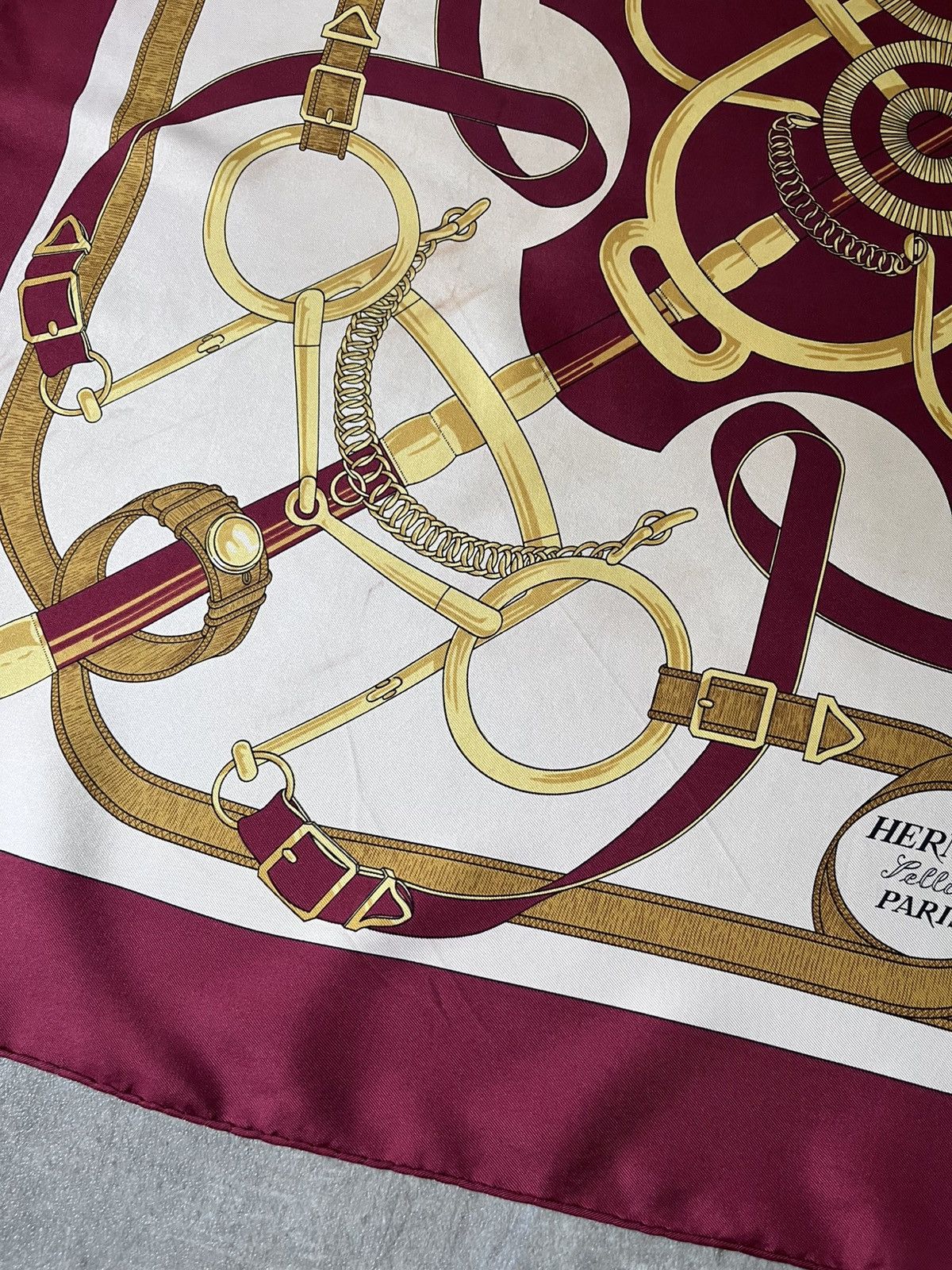 Hermes Hermes ''Eperon d'Or'' silk red scarf Size ONE SIZE - 5 Thumbnail