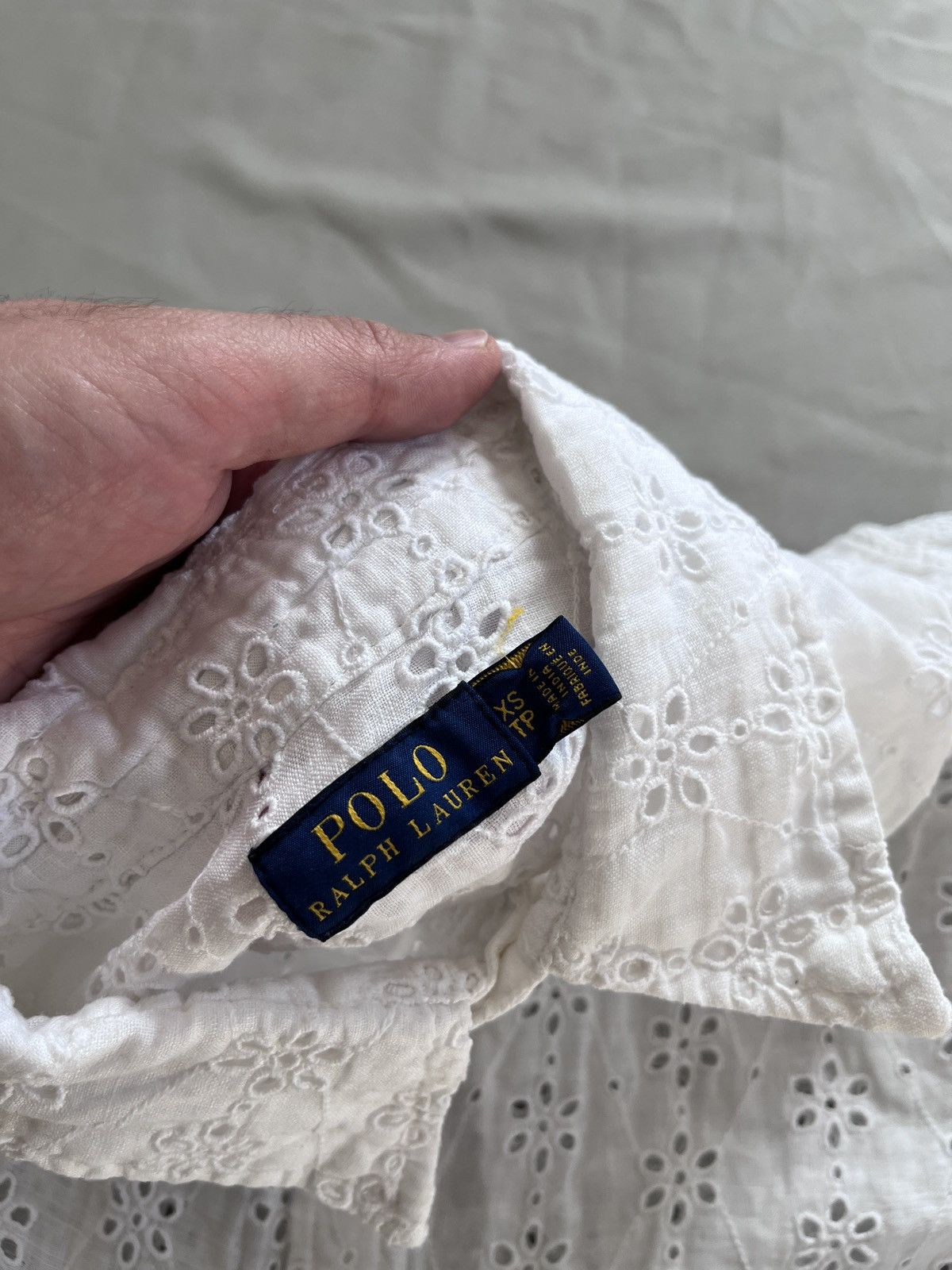 Polo Ralph Lauren Polo Ralph Lauren Eyelet Floral Sheer Button Down Shirt Size XS / US 0-2 / IT 36-38 - 6 Thumbnail