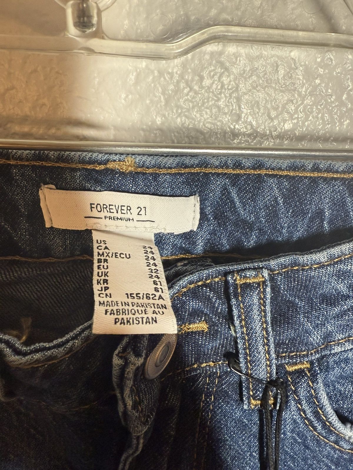 Forever 21 Forever 21 Flare denim pants Size 24" / US 00 / IT 34 - 7 Thumbnail