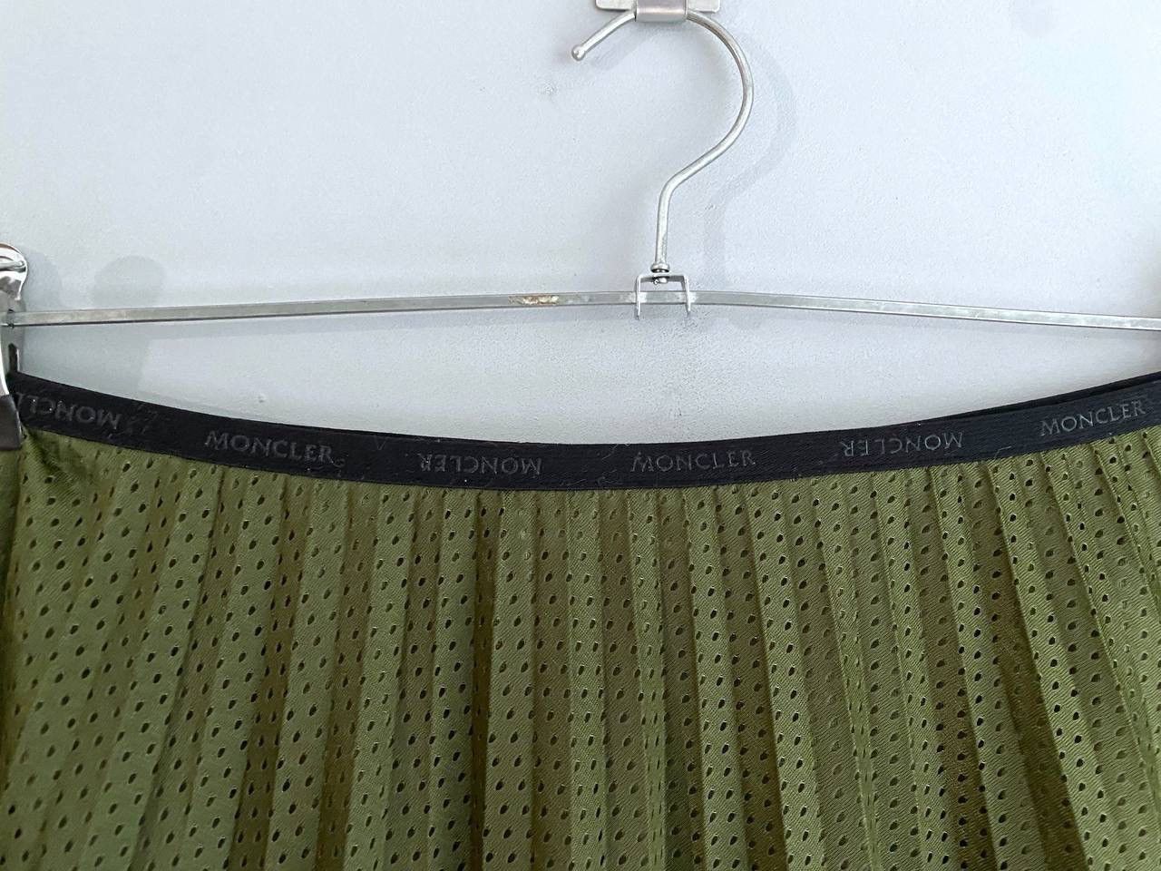 Designer × Moncler Moncler Gonna Pleated Midi Green Skirt, Size 44 Size 34" / US 12 / IT 48 - 6 Thumbnail