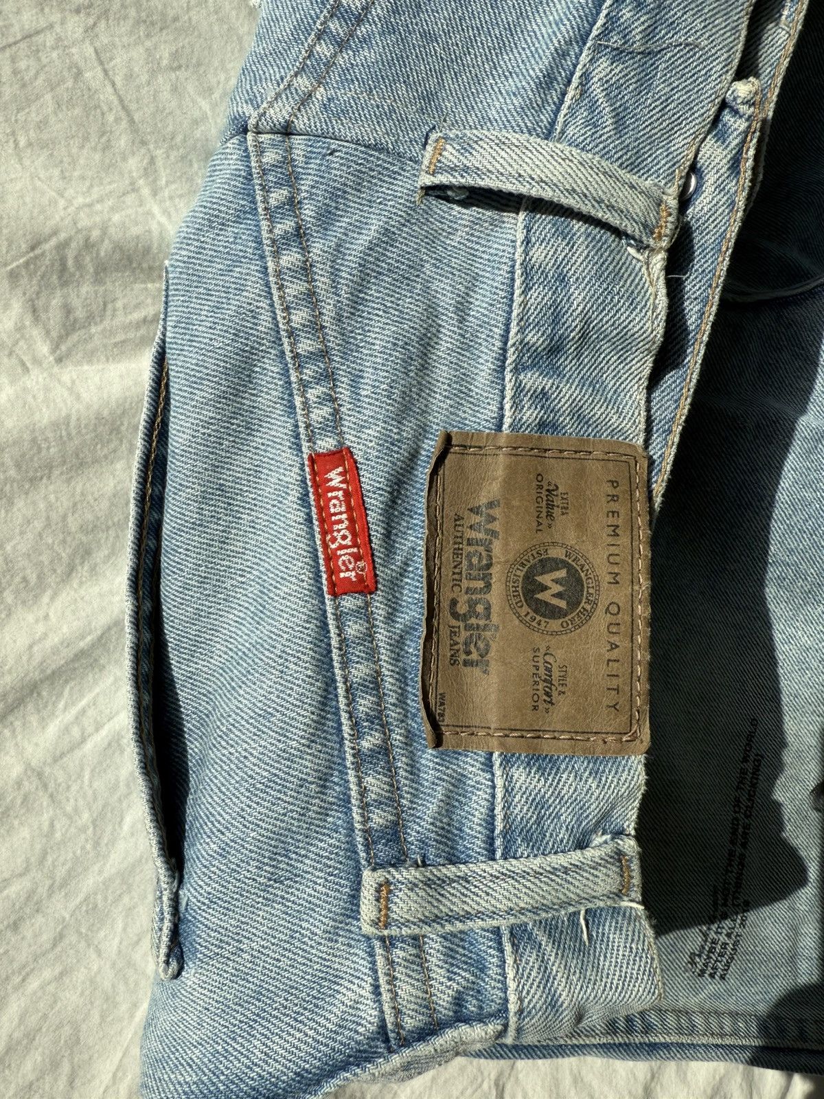Wrangler Wrangler Cowboy Print Light Wash Regular Fit Jeans Size US 32 / EU 48 - 5 Thumbnail