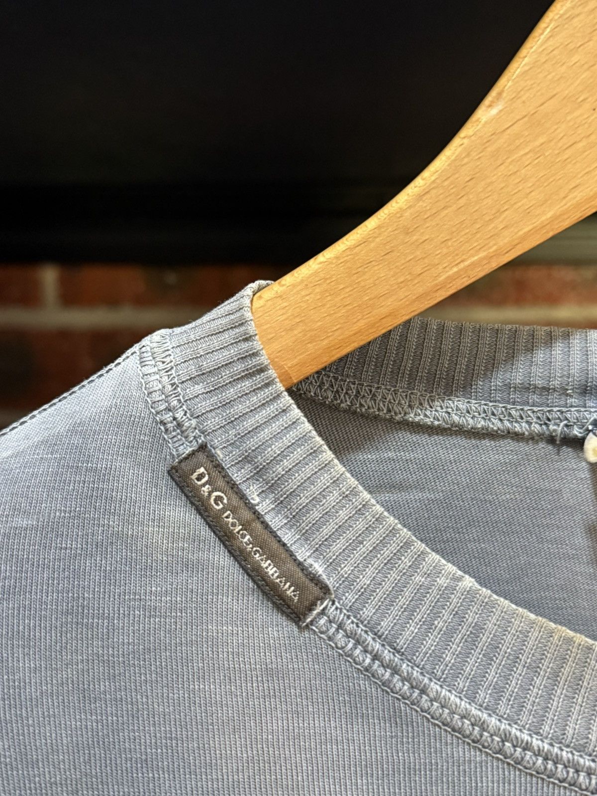 Dolce & Gabbana Vintage D & G Simple Superlative Deluxe Sun Faded LS Tee Size US S / EU 44-46 / 1 - 10 Thumbnail
