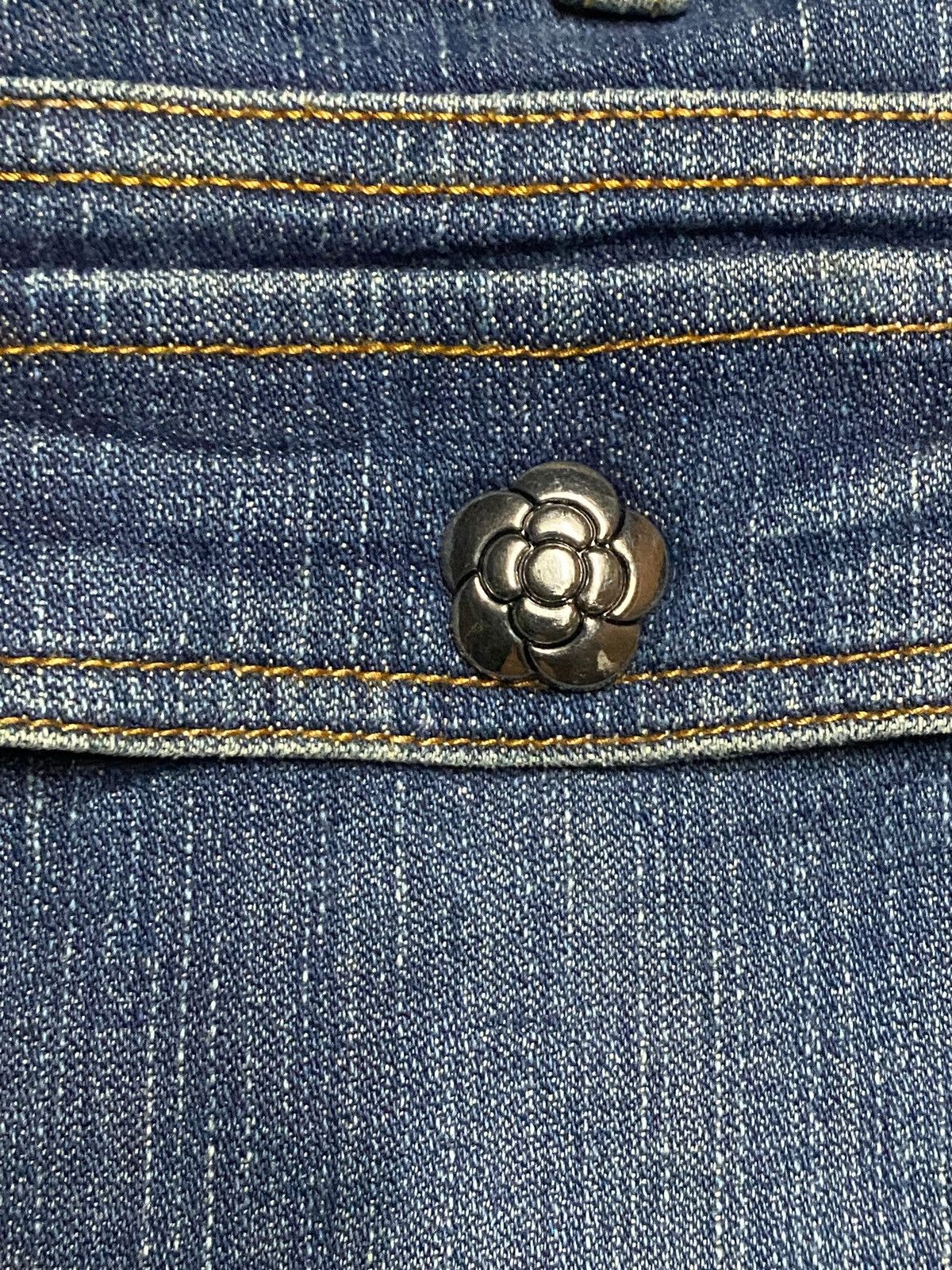 Other Vintage Japan Brand Clathas Flower Button Flare Jeans Size US 30 / EU 46 - 9 Thumbnail