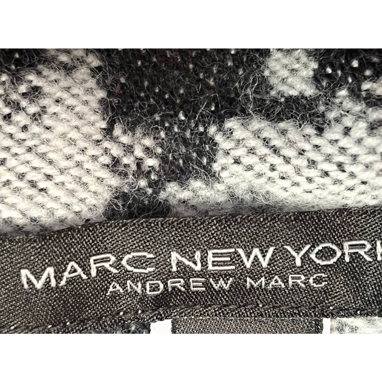 Vintage Marc New York by Andrew Mark Poncho Shawl One Size Black Gray Open Front Collarless Lightweight Sequin Holiday Women Size ONE SIZE - 6 Thumbnail