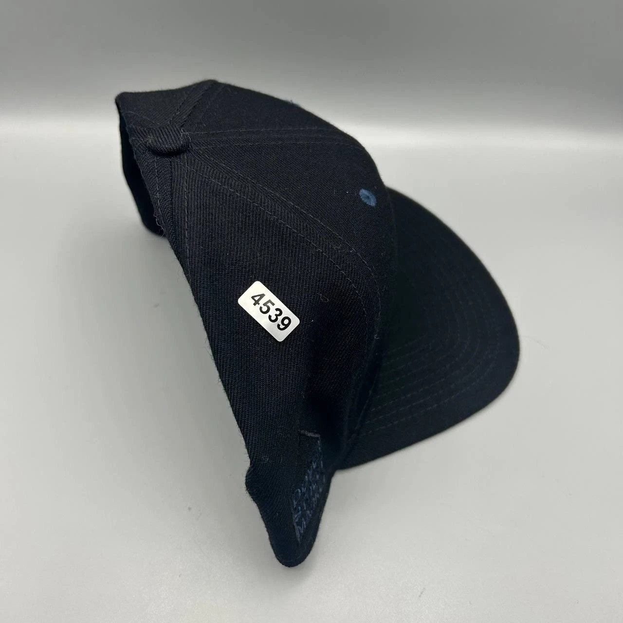 Jordan Brand Air Jordan x Dover Street Market Hat Embroidered Snap Back Size ONE SIZE - 9 Thumbnail