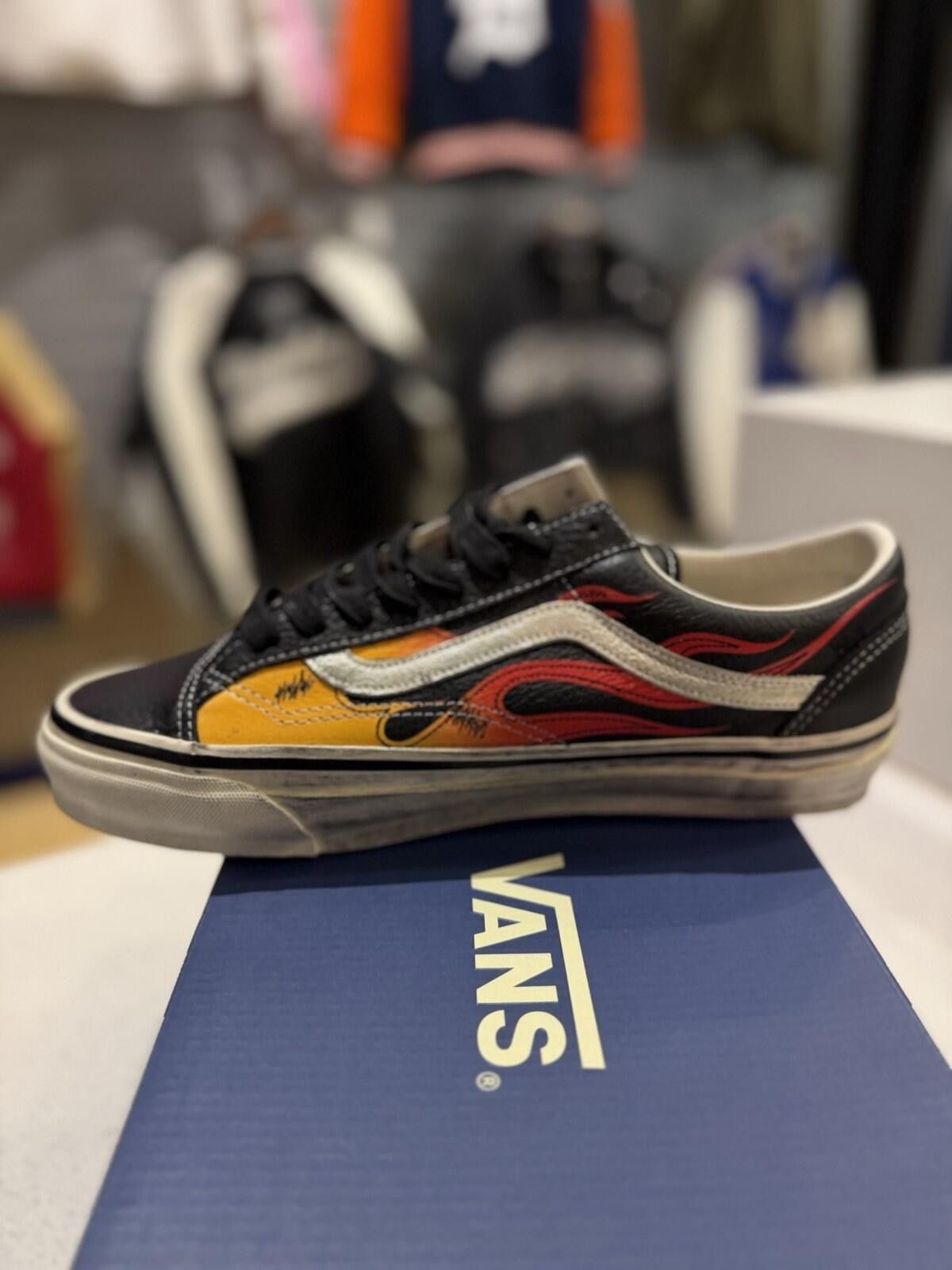 Vans Vans Old Skool 36 Archive Flame Black Brand New Size (8) Size US 8 / EU 41 - 9 Thumbnail