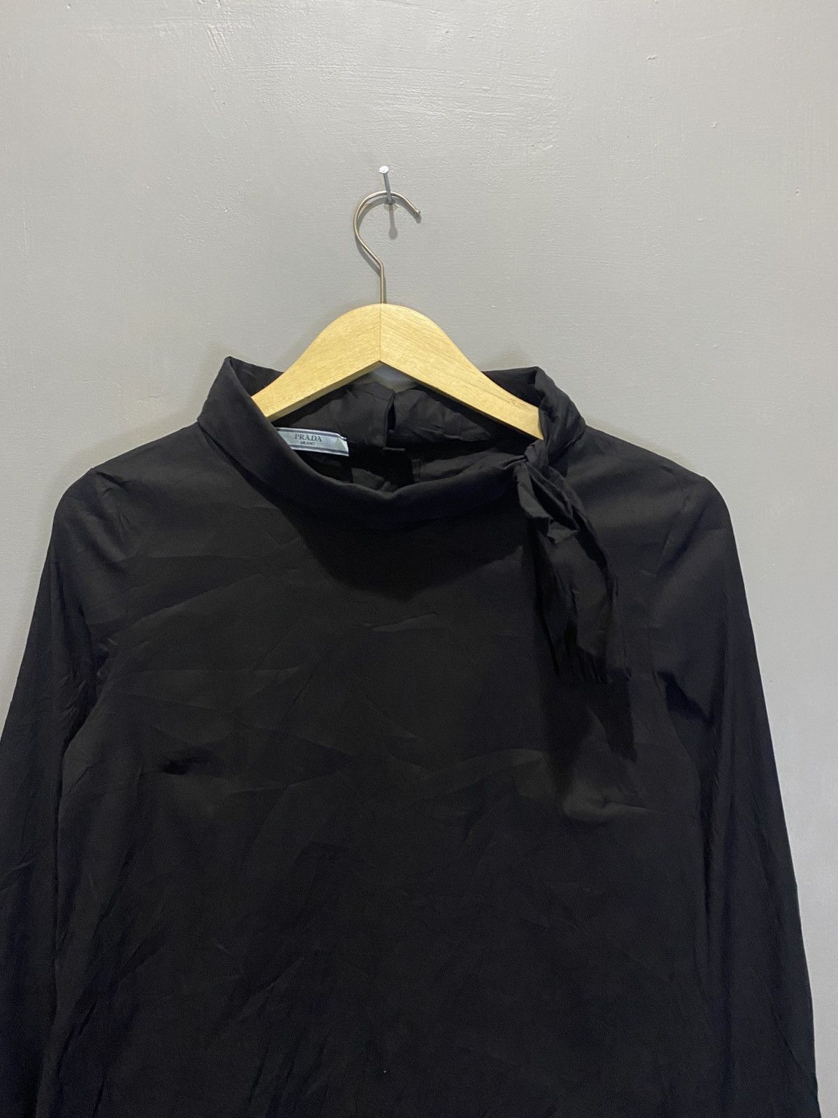 Prada Prada Women Shirts Size M / US 6-8 / IT 42-44 - 2 Thumbnail