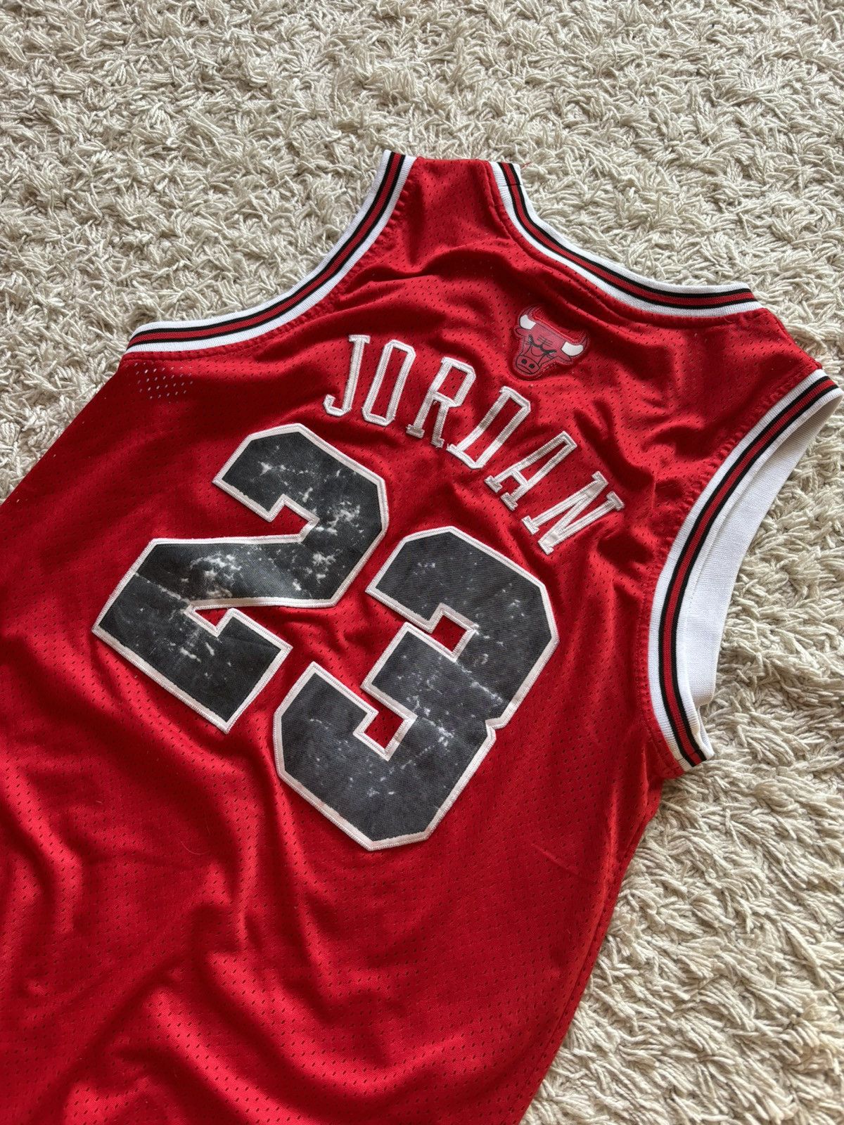 NBA × Nike × Vintage Vintage Streetwear Basketball Jersey Chicago Bulls Jordan 23 Size US S / EU 44-46 / 1 - 9 Thumbnail