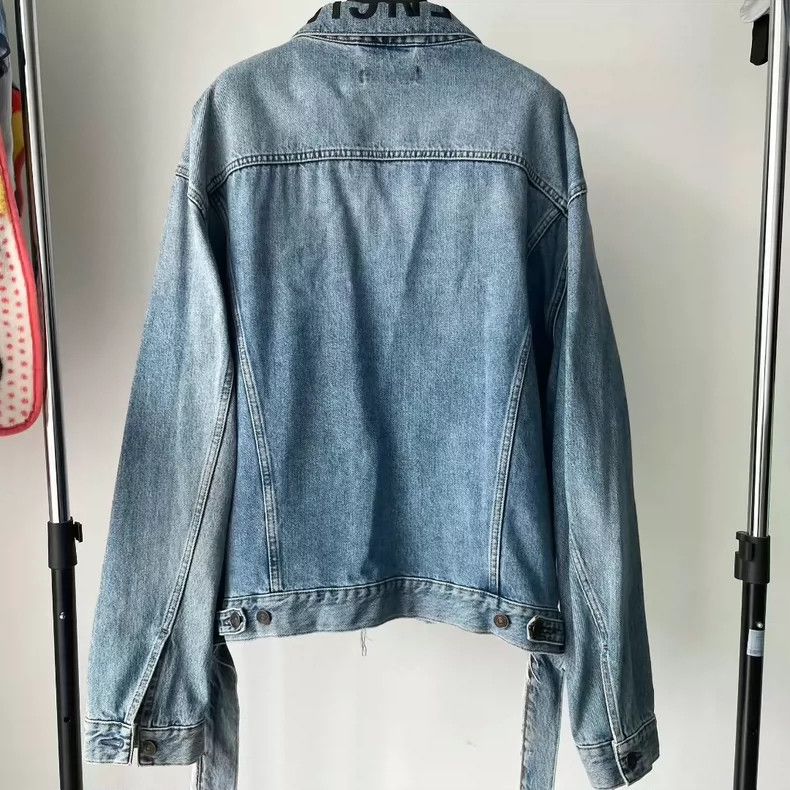 Balenciaga Balenciaga Embroidered logo at neckline and fringed denim Size US XS / EU 42 / 0 - 2 Thumbnail