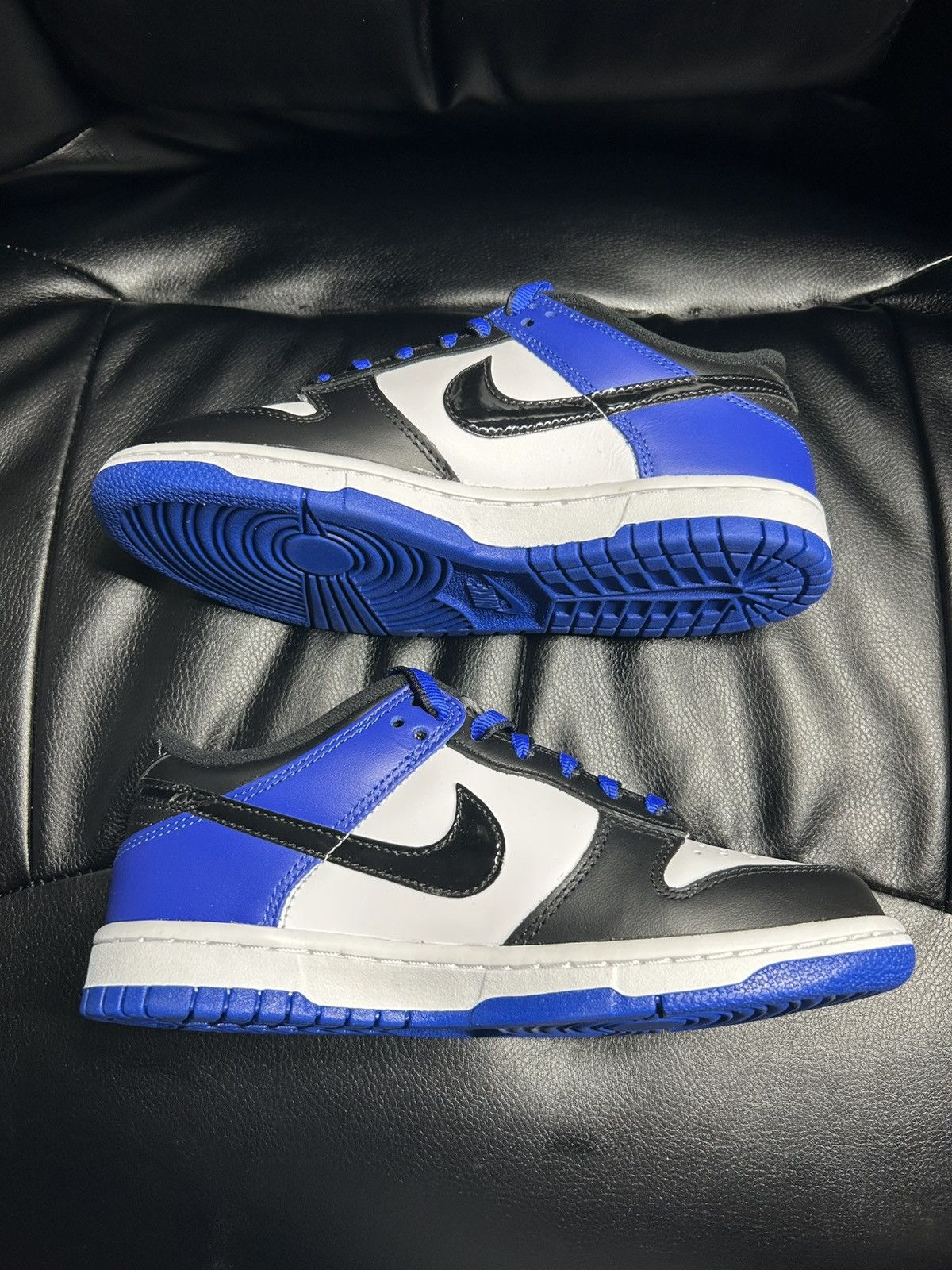 Nike Nike Dunk Low SE GS Dance Party 5 Y / 6.5 W Size US 5 / EU 37 - 2 Thumbnail