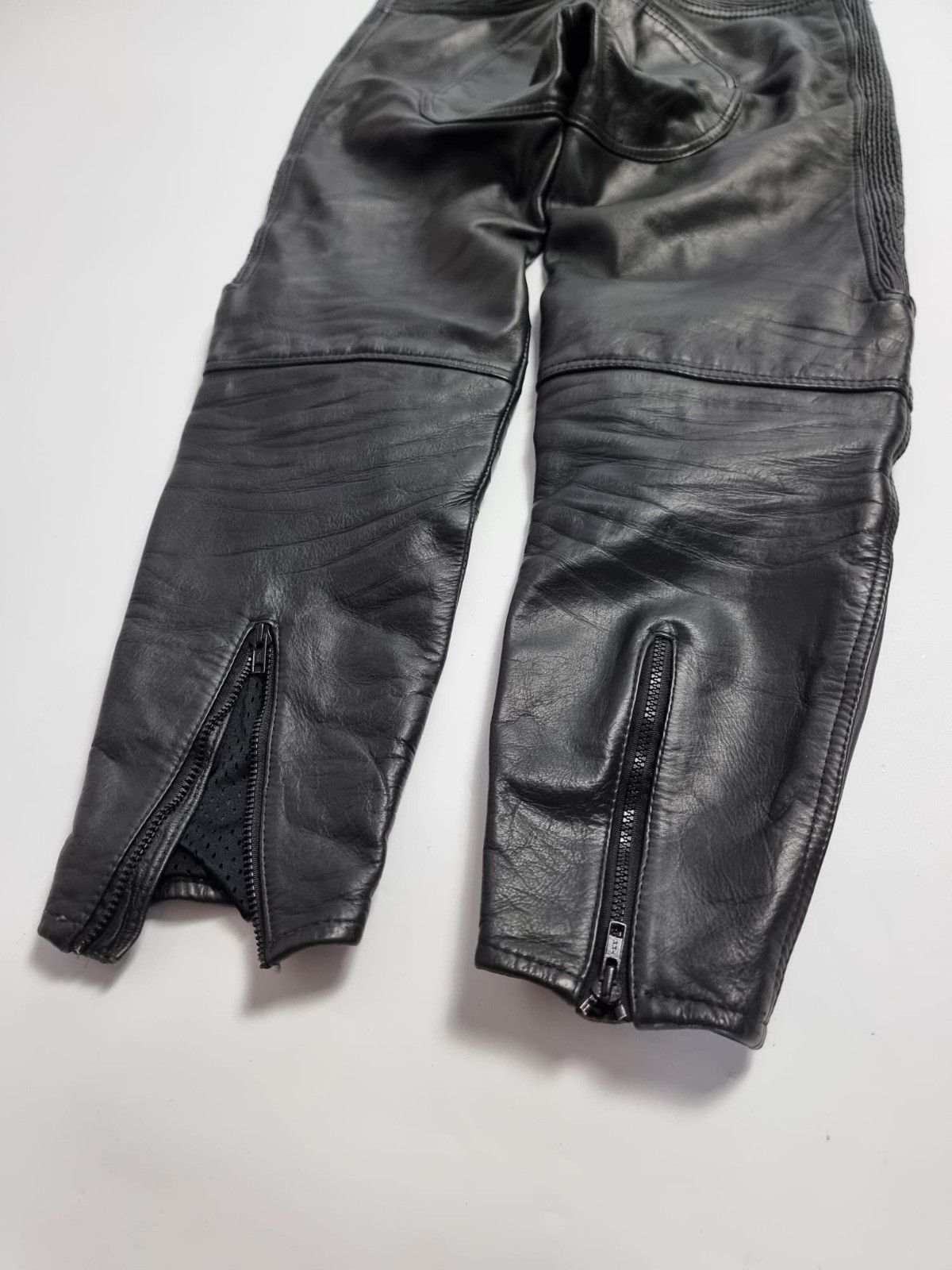 Vintage leather suspender pants S/M black mens womens Size 30" / US 8 / IT 44 - 10 Thumbnail