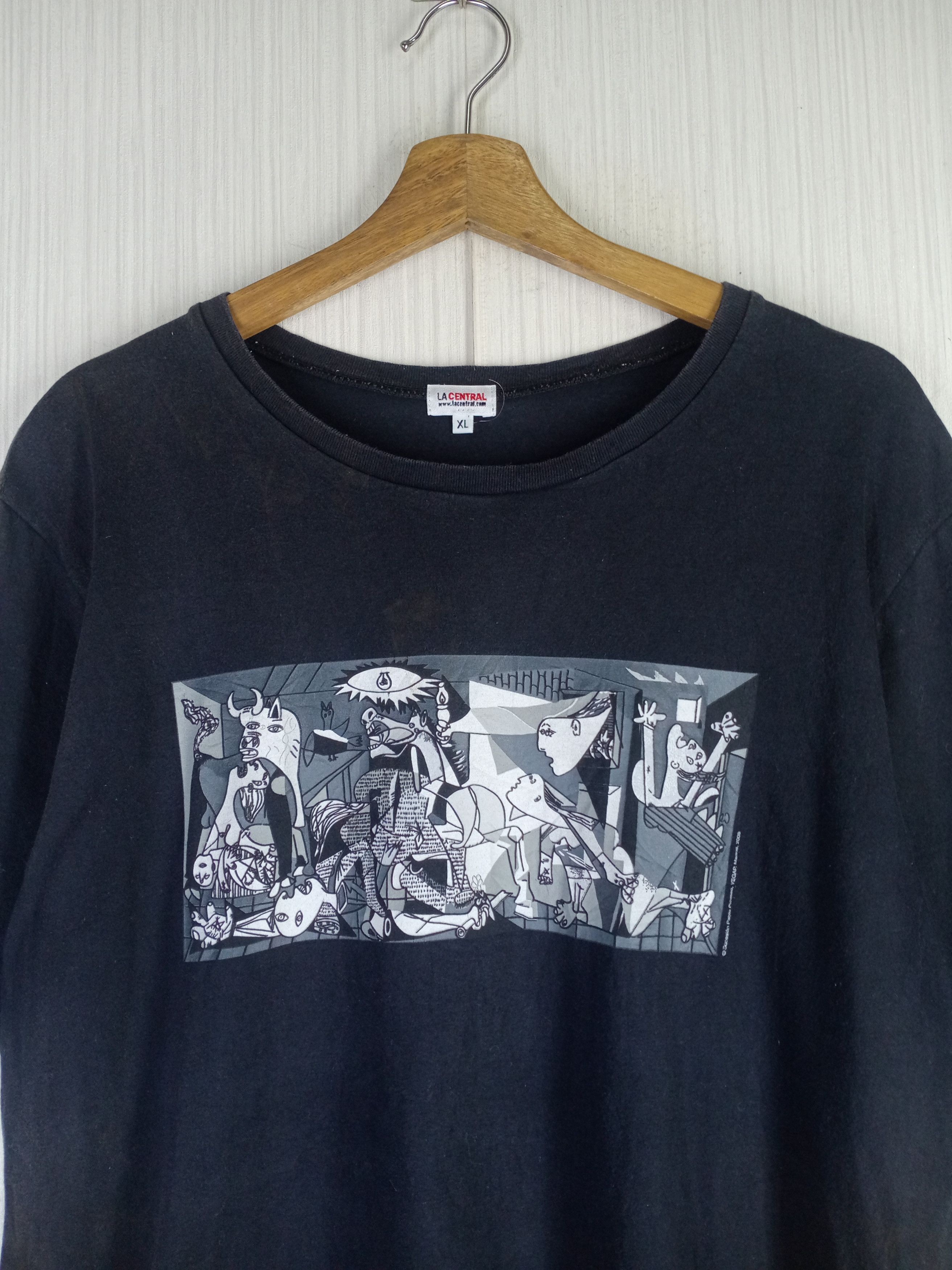 Vintage Rare Vintage Picasso Art Tshirt Size US XL / EU 56 / 4 - 1 Thumbnail