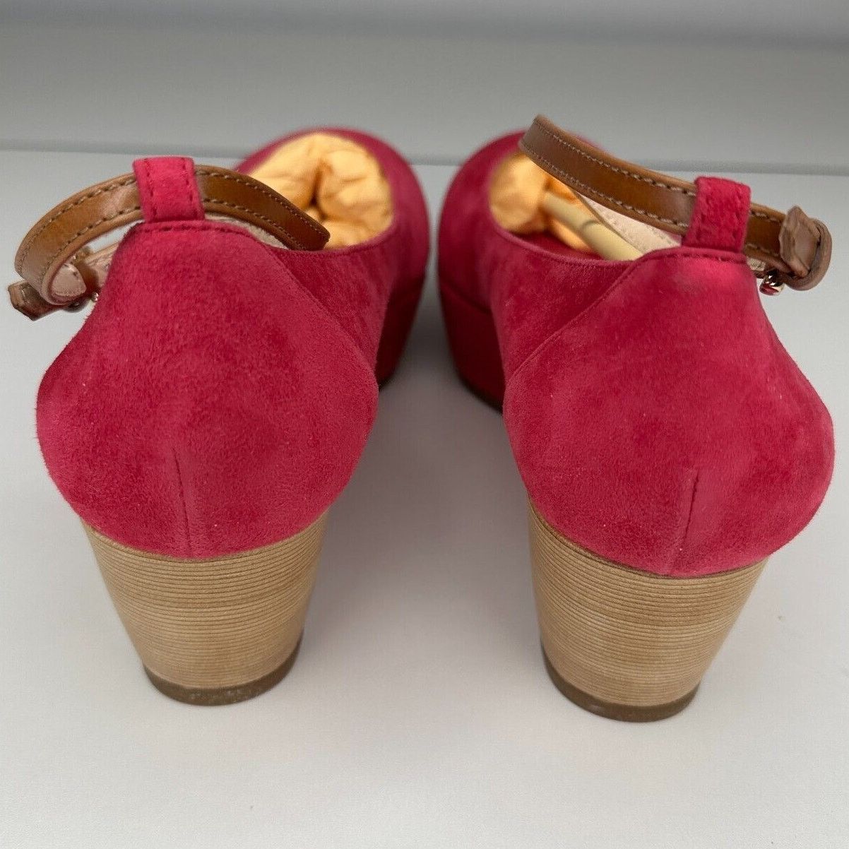 Tod's Tod's Pink Suede Ankle Strap Round Toe Wedge Shoes 38 / 8 Size US 8 / IT 38 - 7 Thumbnail