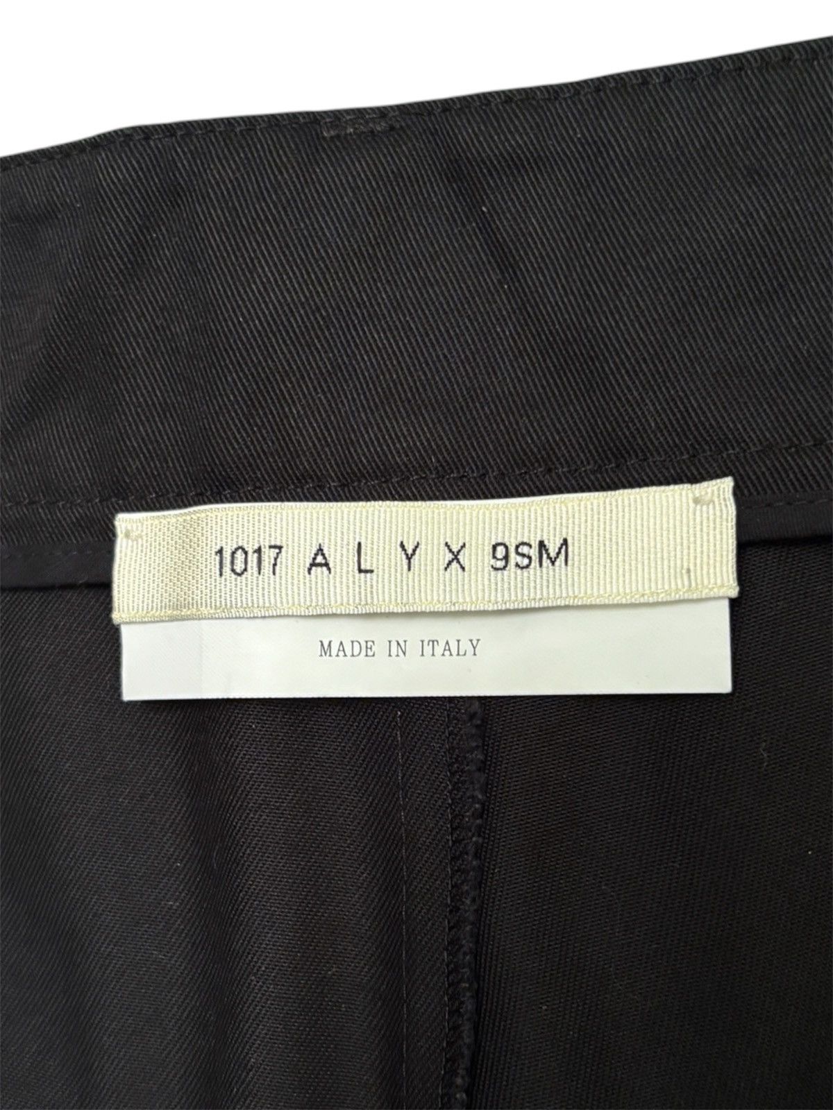 1017 ALYX 9SM 1017 ALYX 9SM Harness-Detail Trousers Size US 30 / EU 46 - 5 Thumbnail