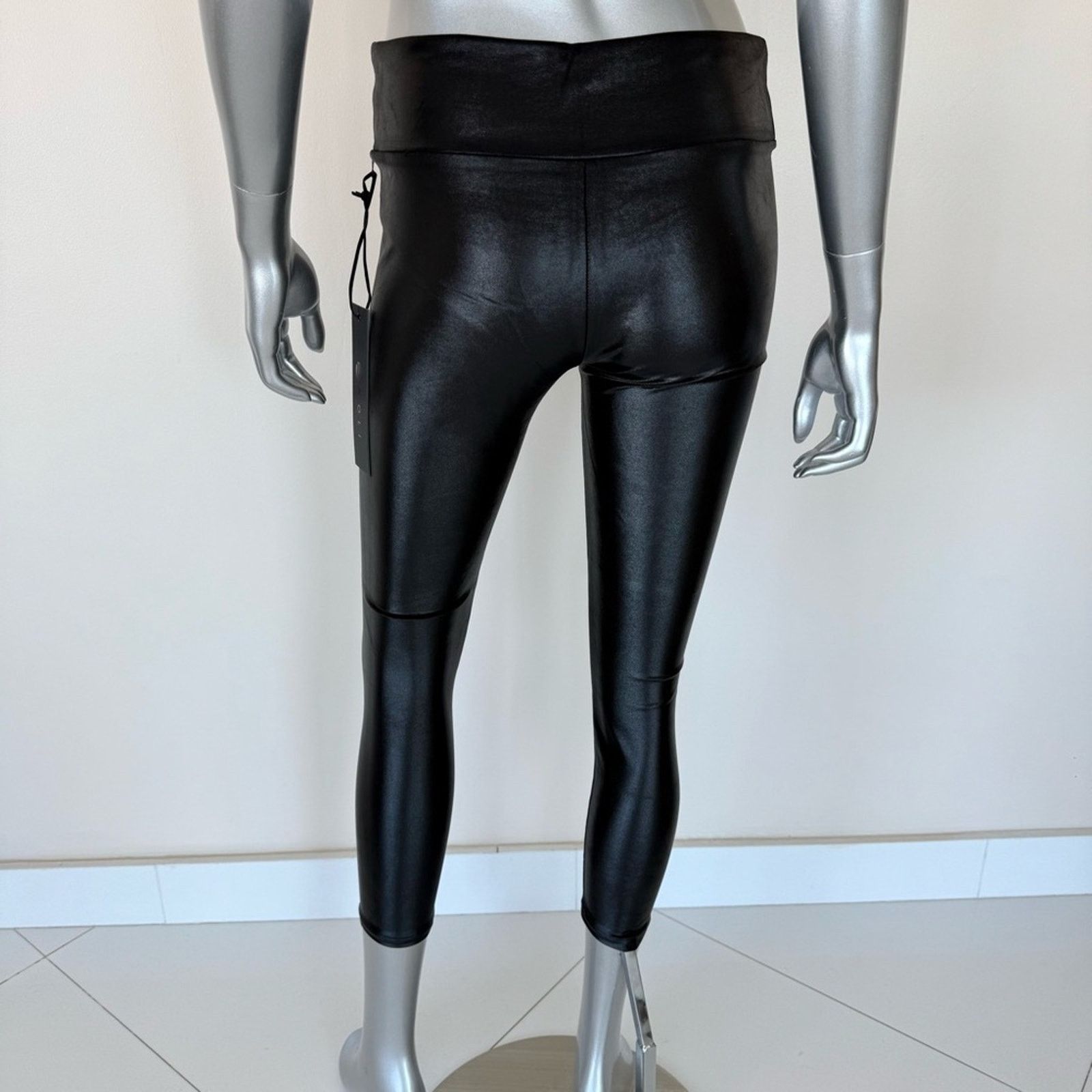 Other NWT!!! NOLI liquid leggings size L Retail 98$ Size 30" / US 8 / IT 44 - 7 Thumbnail
