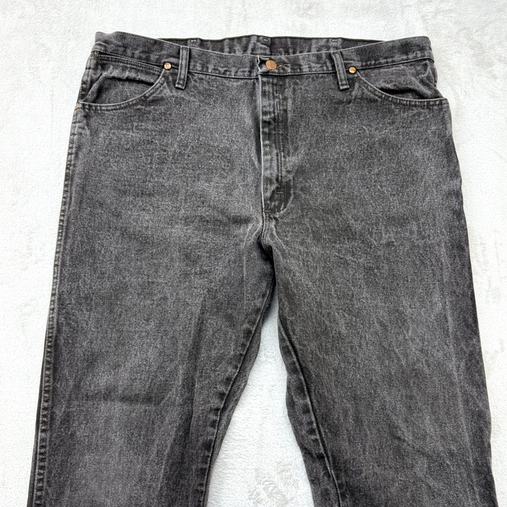 Wrangler Jeans Men Black Straight Relaxed Fit Cowboy Cut 40x30 
