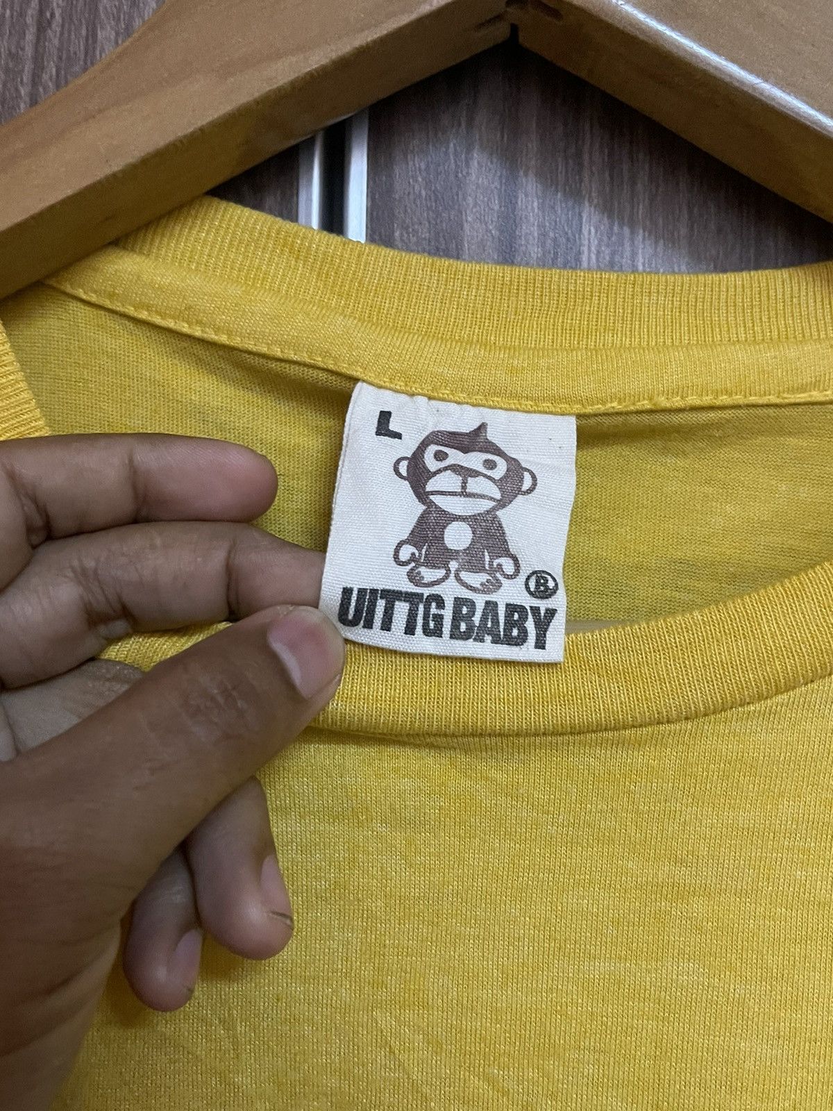 Japanese Brand × Vintage Vintage UITTG Baby cafe big logo Size US L / EU 52-54 / 3 - 3 Thumbnail