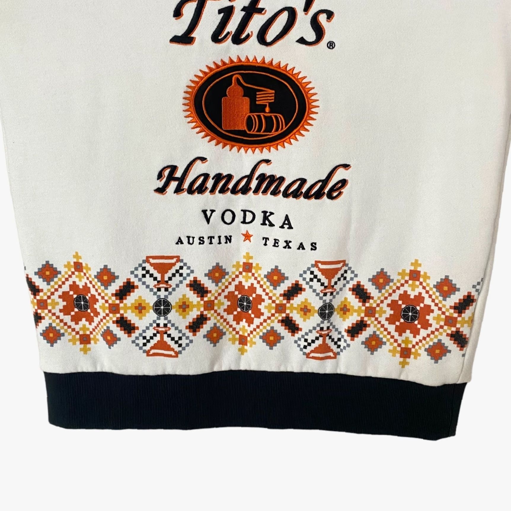 Vintage Tito's Handmade Vodka Embroidered Pullover Crewneck Holiday Sweatshirt White Men's Small Size US S / EU 44-46 / 1 - 6 Thumbnail