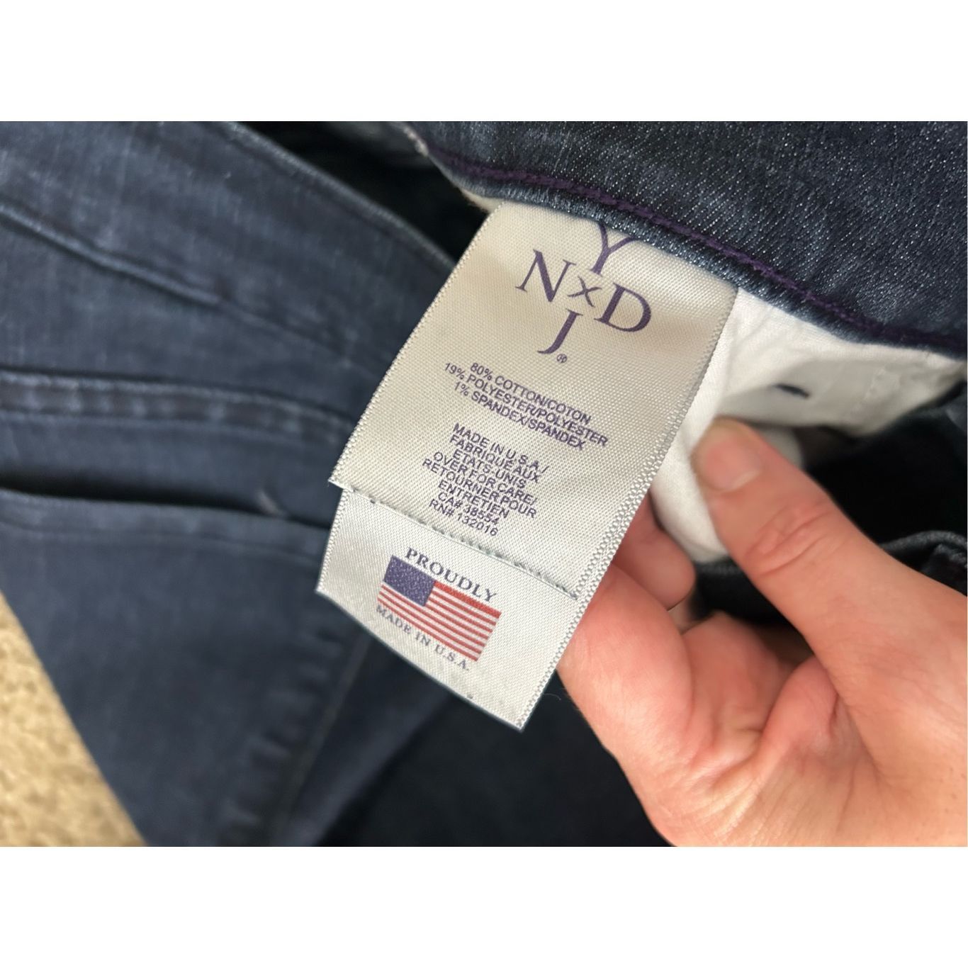 Anthropologie NYDJ Not Your Daughter's Jeans Medium-Wash Denim Jeans Bootc Size 27" / US 4 / IT 40 - 6 Thumbnail
