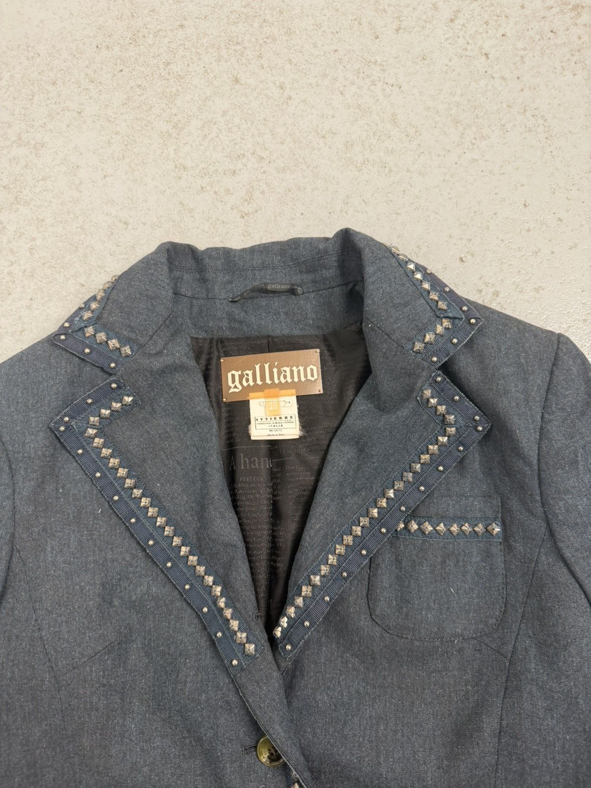 John Galliano Vintage John Galliano FW04 Studded Blazer Size S / US 4 / IT 40 - 6 Thumbnail