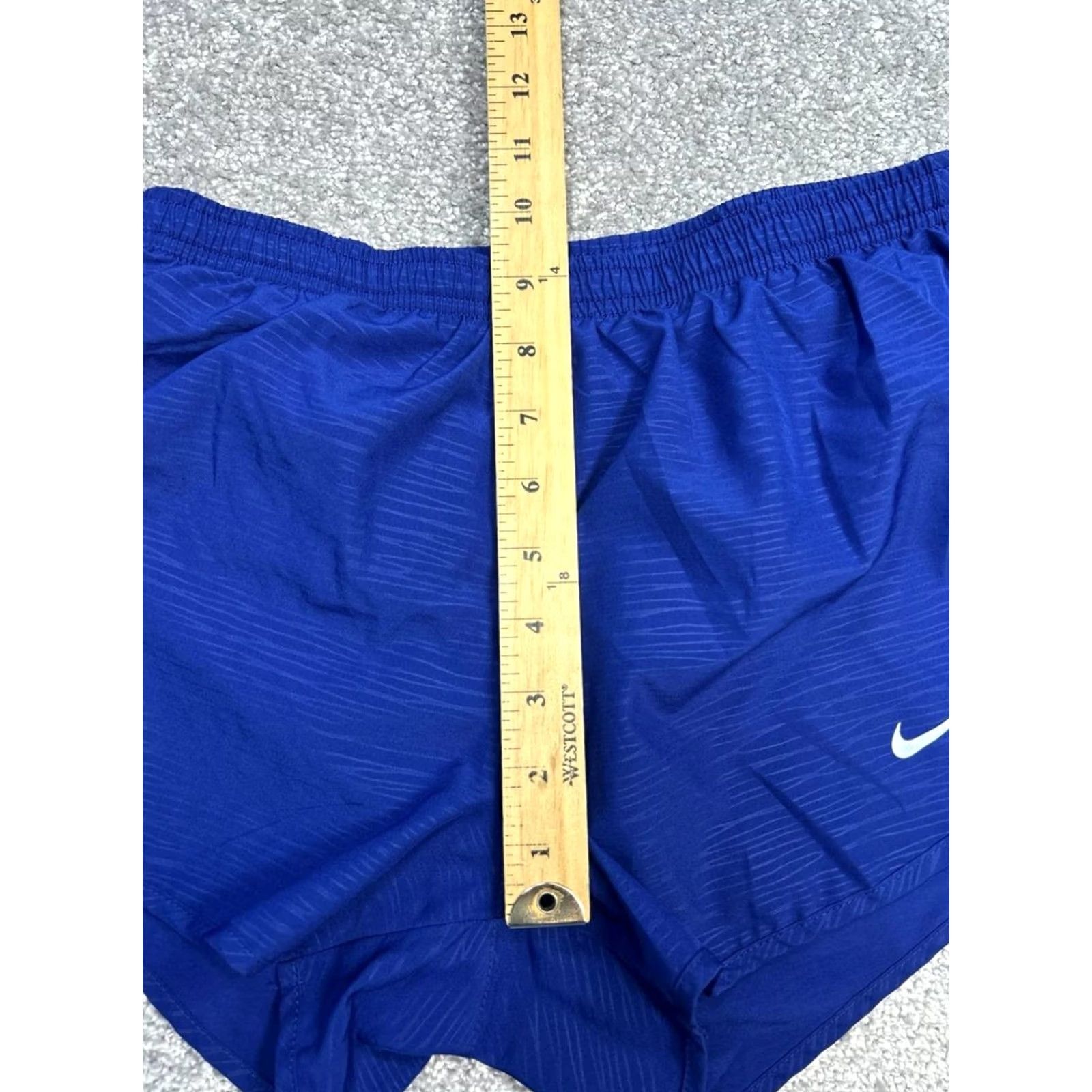 Nike Nike Running Shorts Womens Small Blue Dri Fit Short Liner Swoosh Logo Stretch Activewear Sports Size 28" / US 6 / IT 42 - 5 Thumbnail
