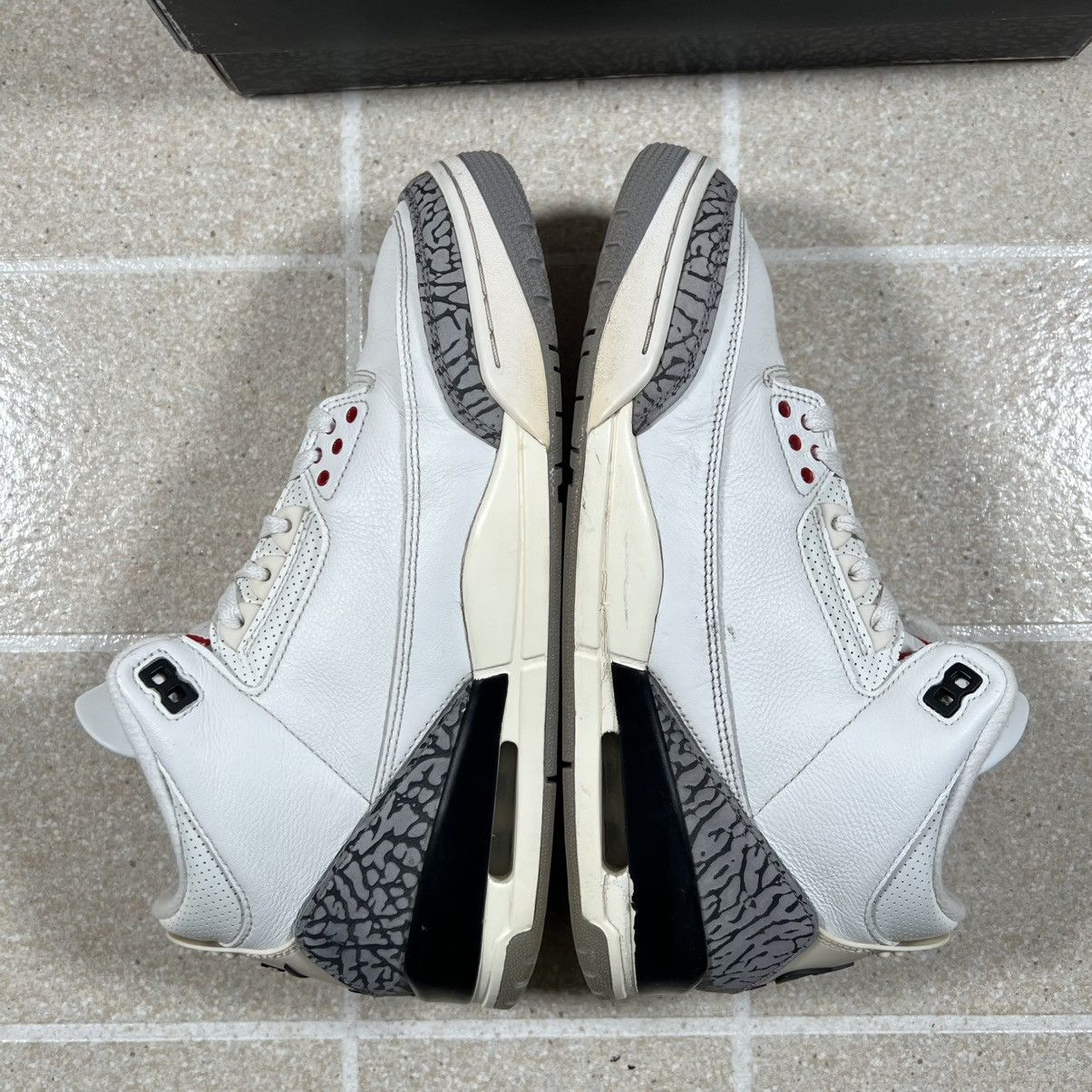Jordan Brand Nike Air Jordan 3 Retro White Cement Reimagined Size 10 Size US 10 / EU 43 - 7 Thumbnail