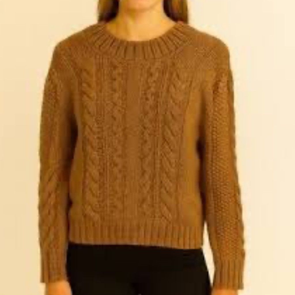 Elie Tahari Elie. Tahari cable knit tan crew neck pullover sweater sz M Size M / US 6-8 / IT 42-44 - 1 Thumbnail