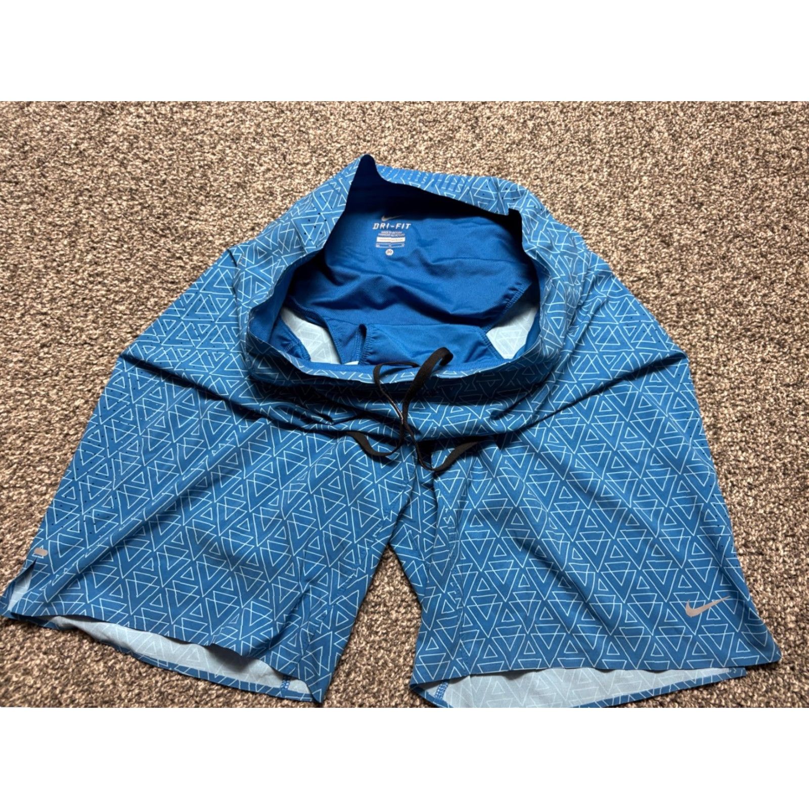 Nike Nike Running Shorts Mens 30 Blue Instinct Print Lightweight Dri-Fit 612165 Size US 31 - 4 Thumbnail