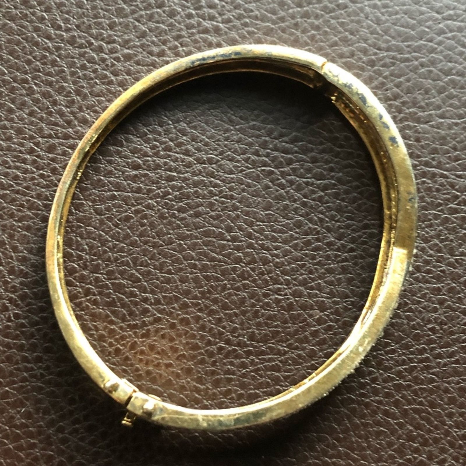 Vintage Vintage rough crystal gold plated hinged bangle bracelet Size ONE SIZE - 8 Thumbnail