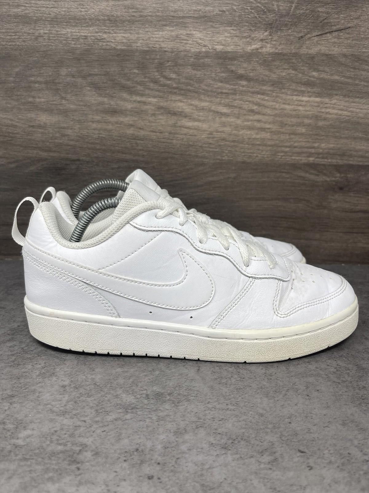 Nike Nike Court Borough Low 2 Sneakers Kids Size 6 White Shoes Size US 6 / EU 39 - 5 Thumbnail